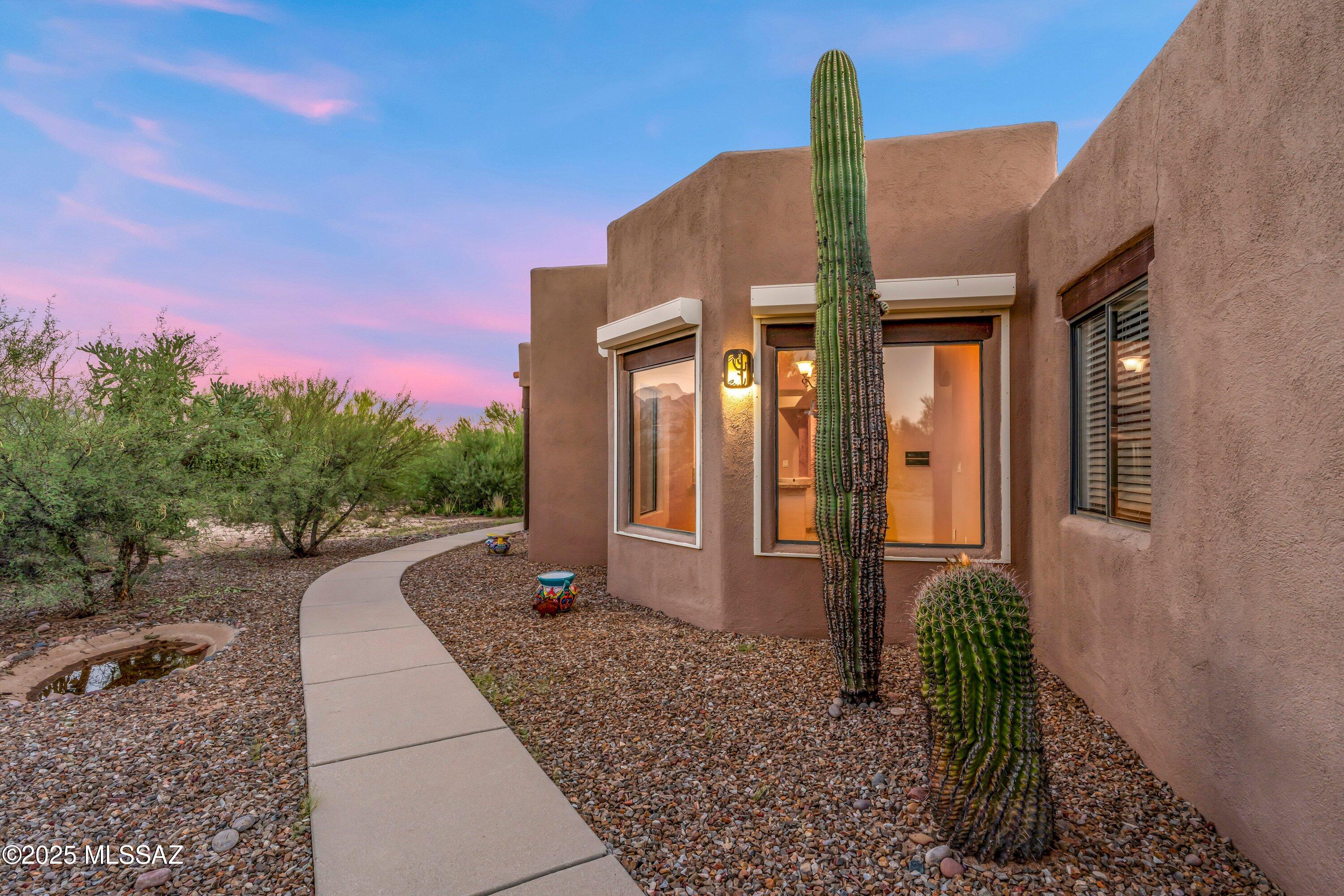 La Cholla Airpark - Residential
