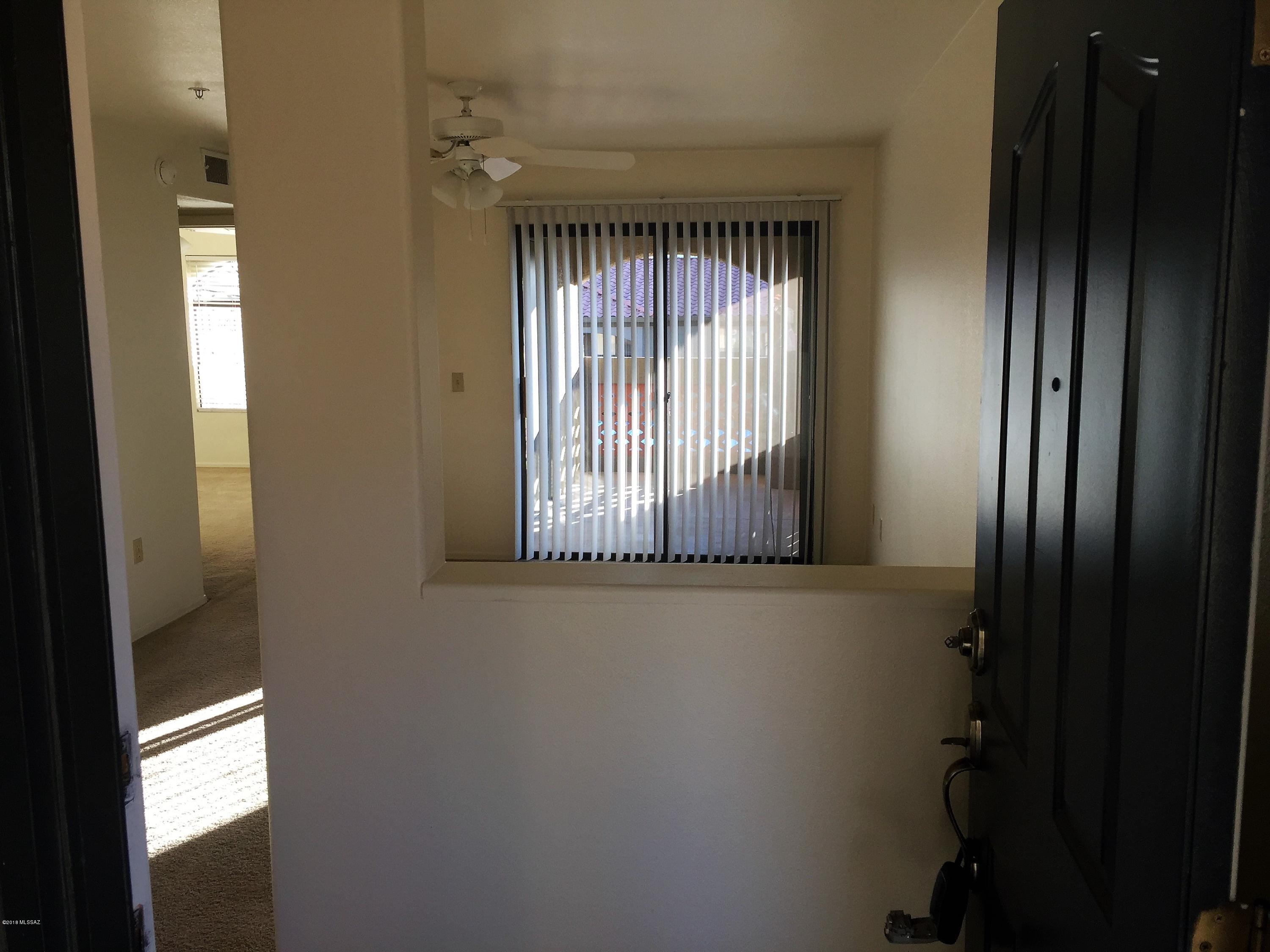 Second floor 1/1 with patio views! Wood look vinyl in bathroom and kitchen, spacious walk in pantry in kitchen, HUGE walk in closet in the bedroom, as well as oversized linen closet. Located in the Veranda at Ventana community which is gated, has 2 resort style pools and a fitness center. Within walking distance of 5 restaurants, grocery store, bank +++!