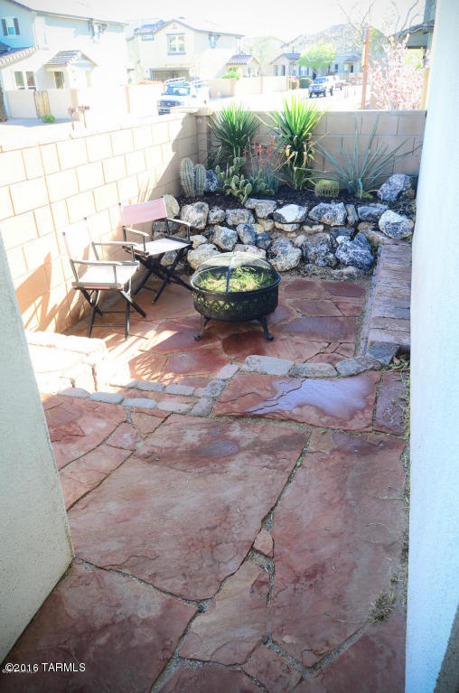 Presidio Del Cielo (1-425) - Residential Lease