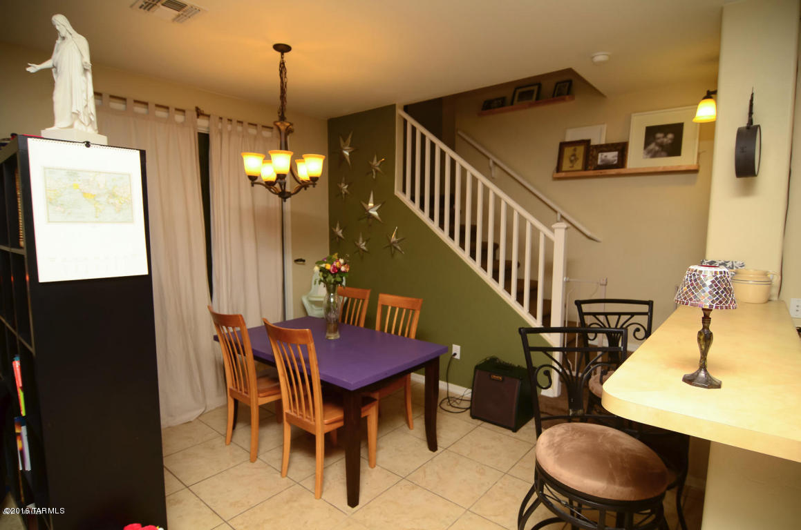 Presidio Del Cielo (1-425) - Residential Lease