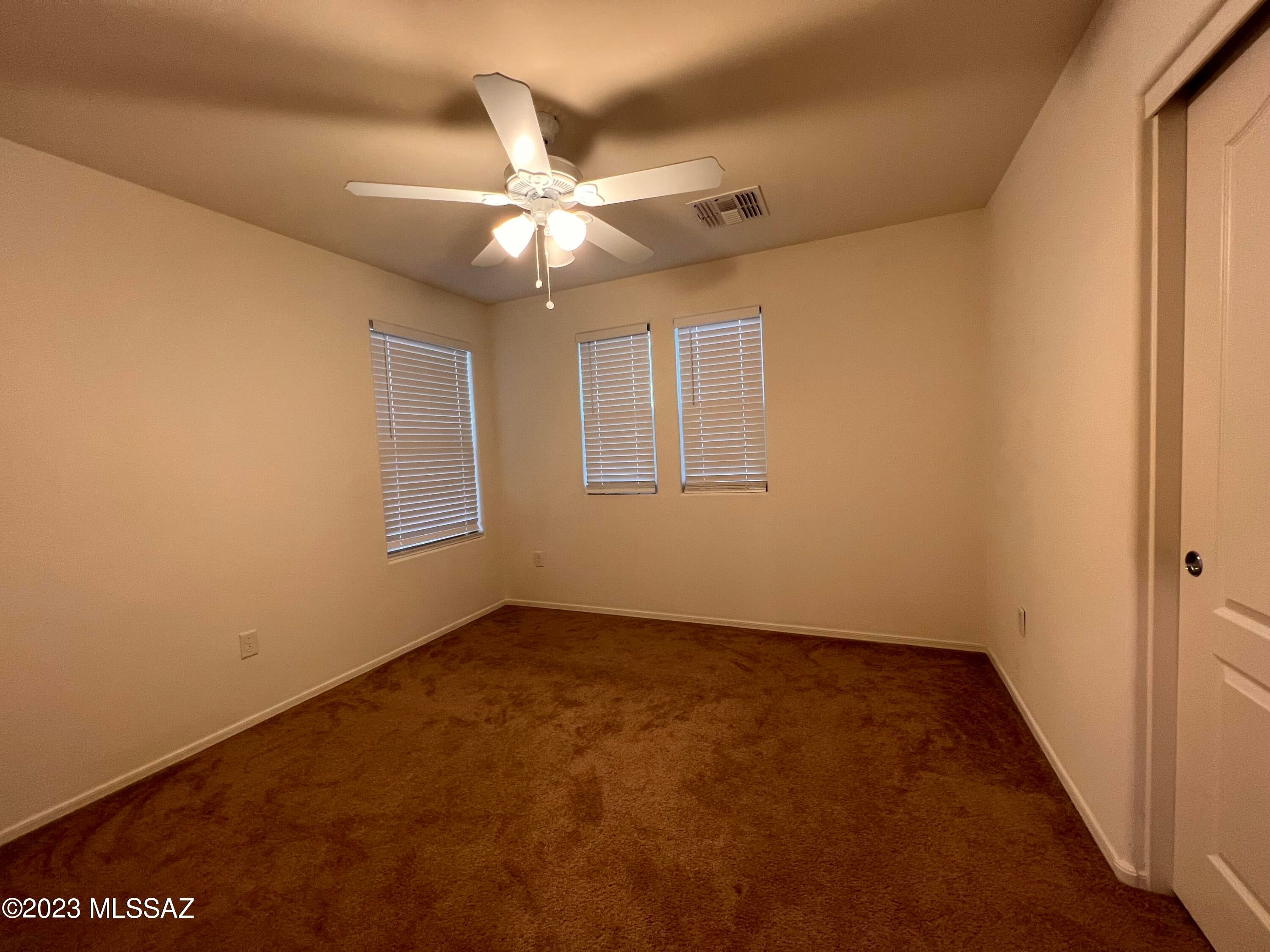 Oakmore At Midvale (1-65) - Residential Lease