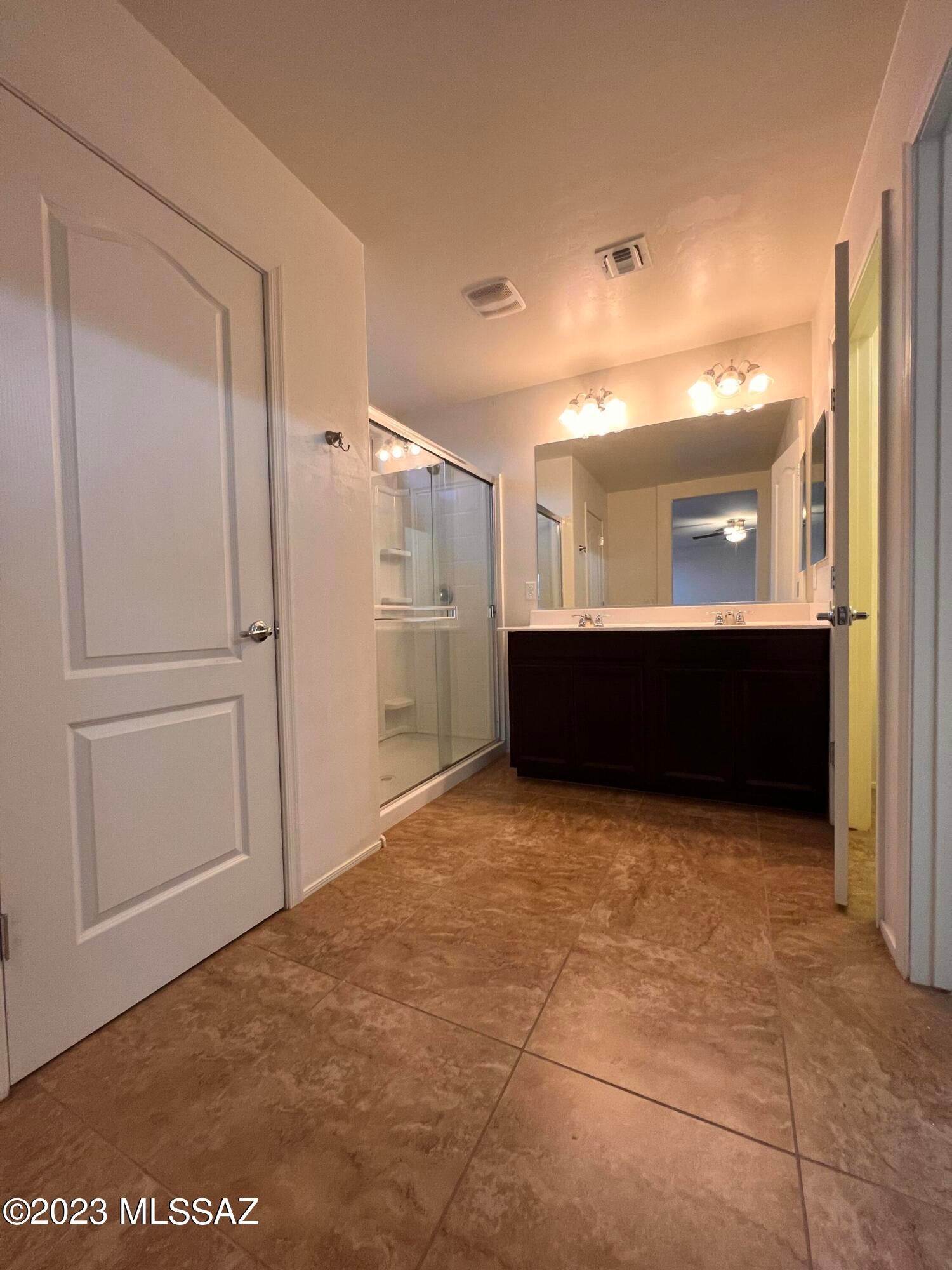 Oakmore At Midvale (1-65) - Residential Lease
