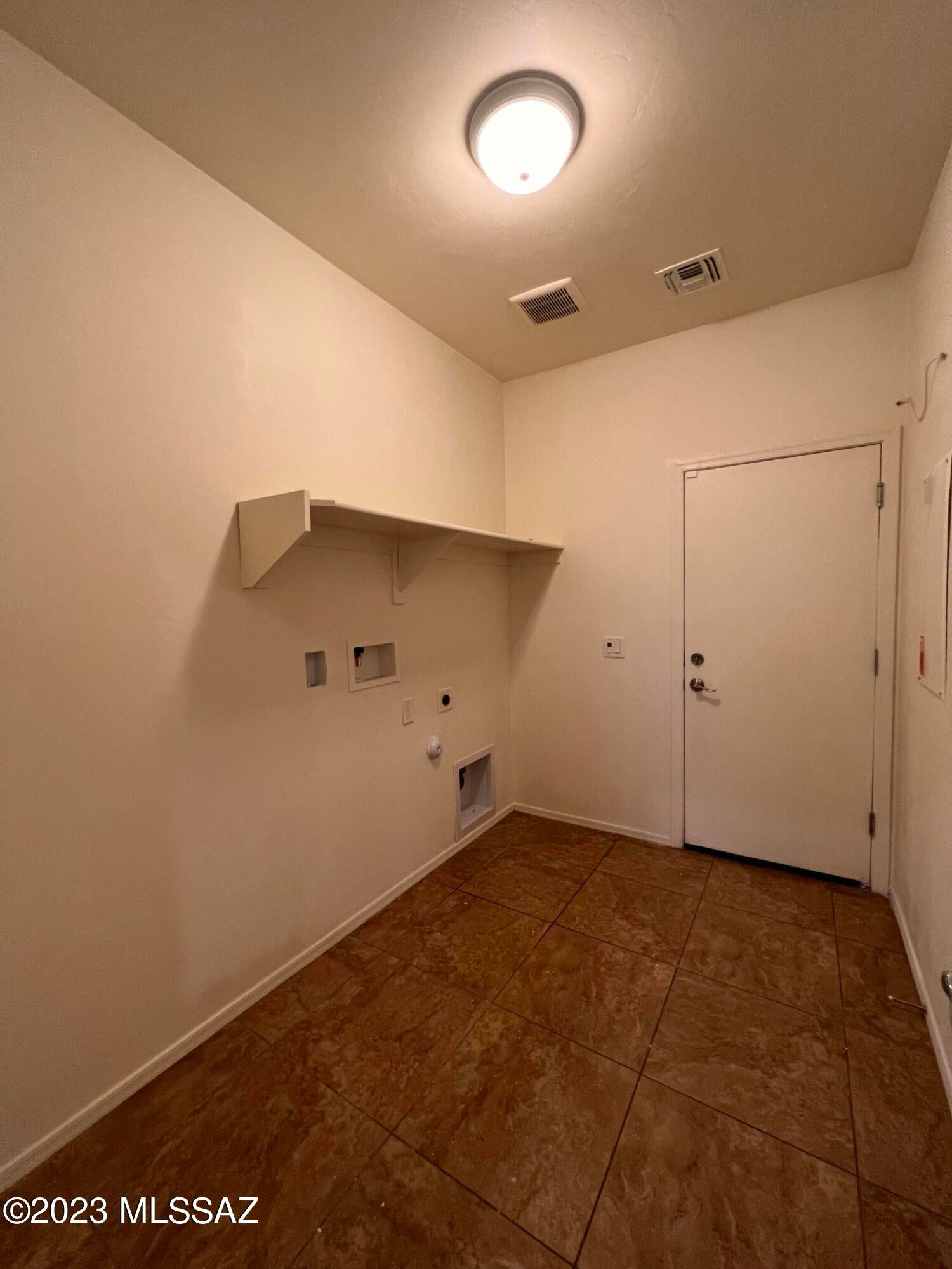 Oakmore At Midvale (1-65) - Residential Lease