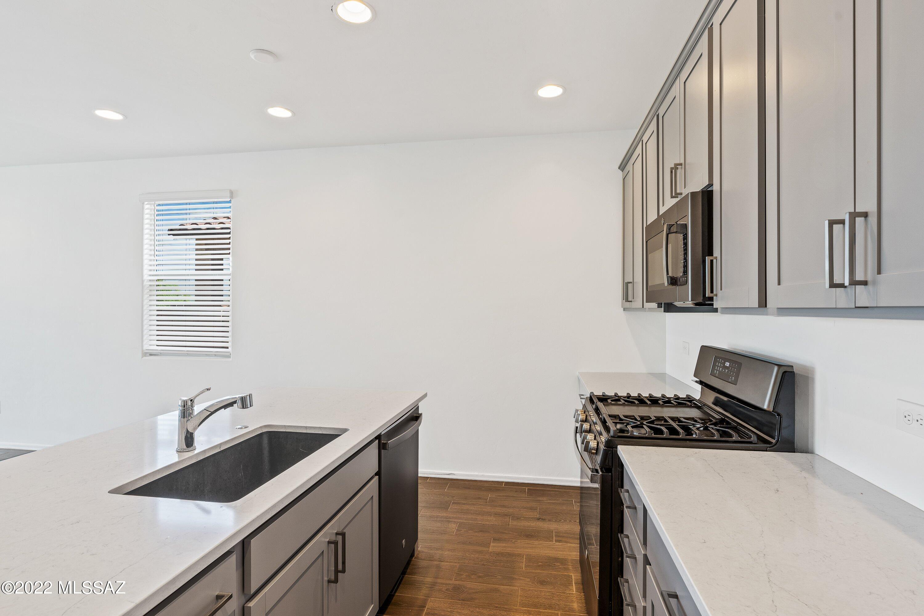Gladden Farms Blocks 35 & 39 - Residential Lease