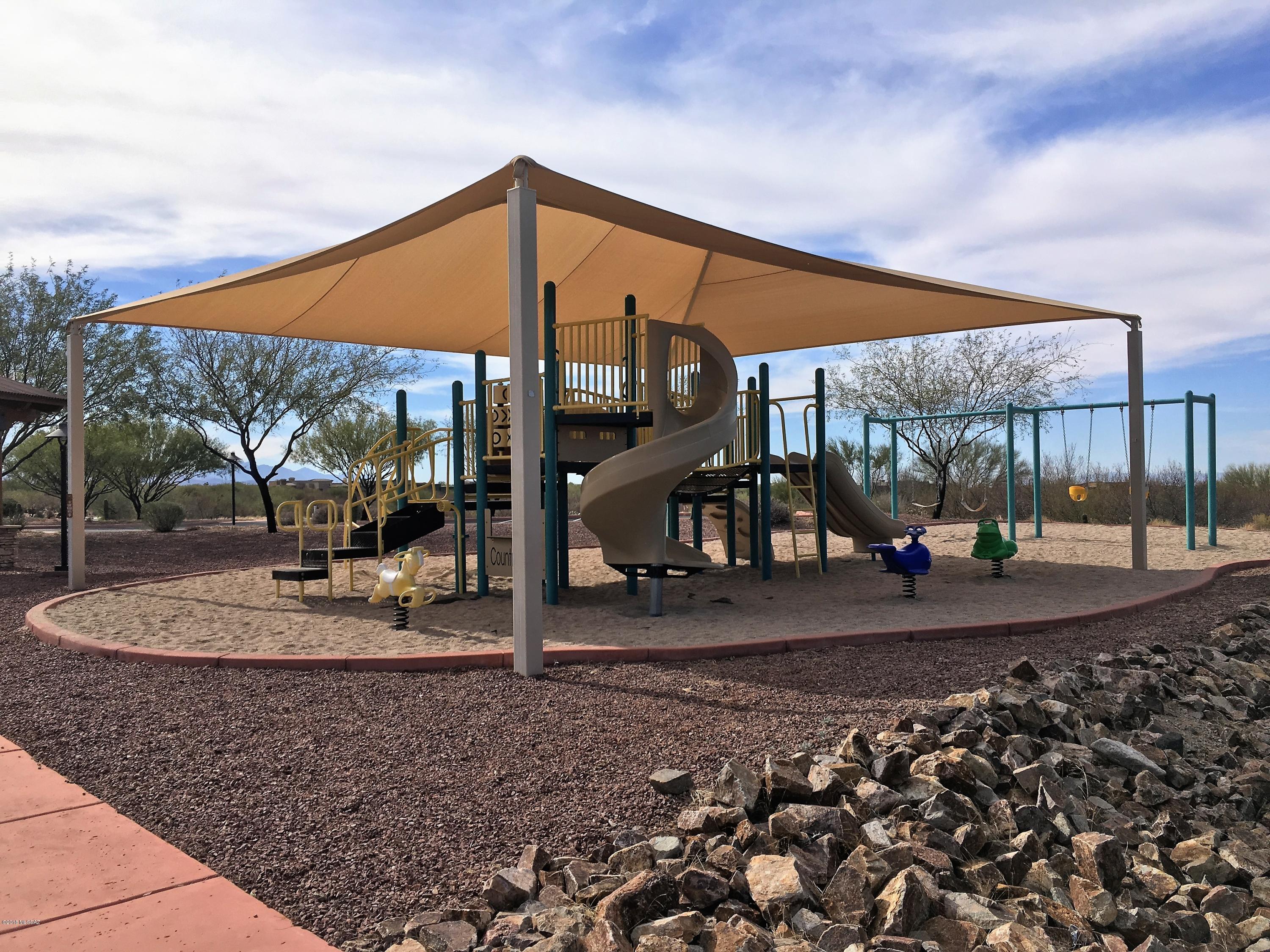 Coyote Creek (1-395) - Residential