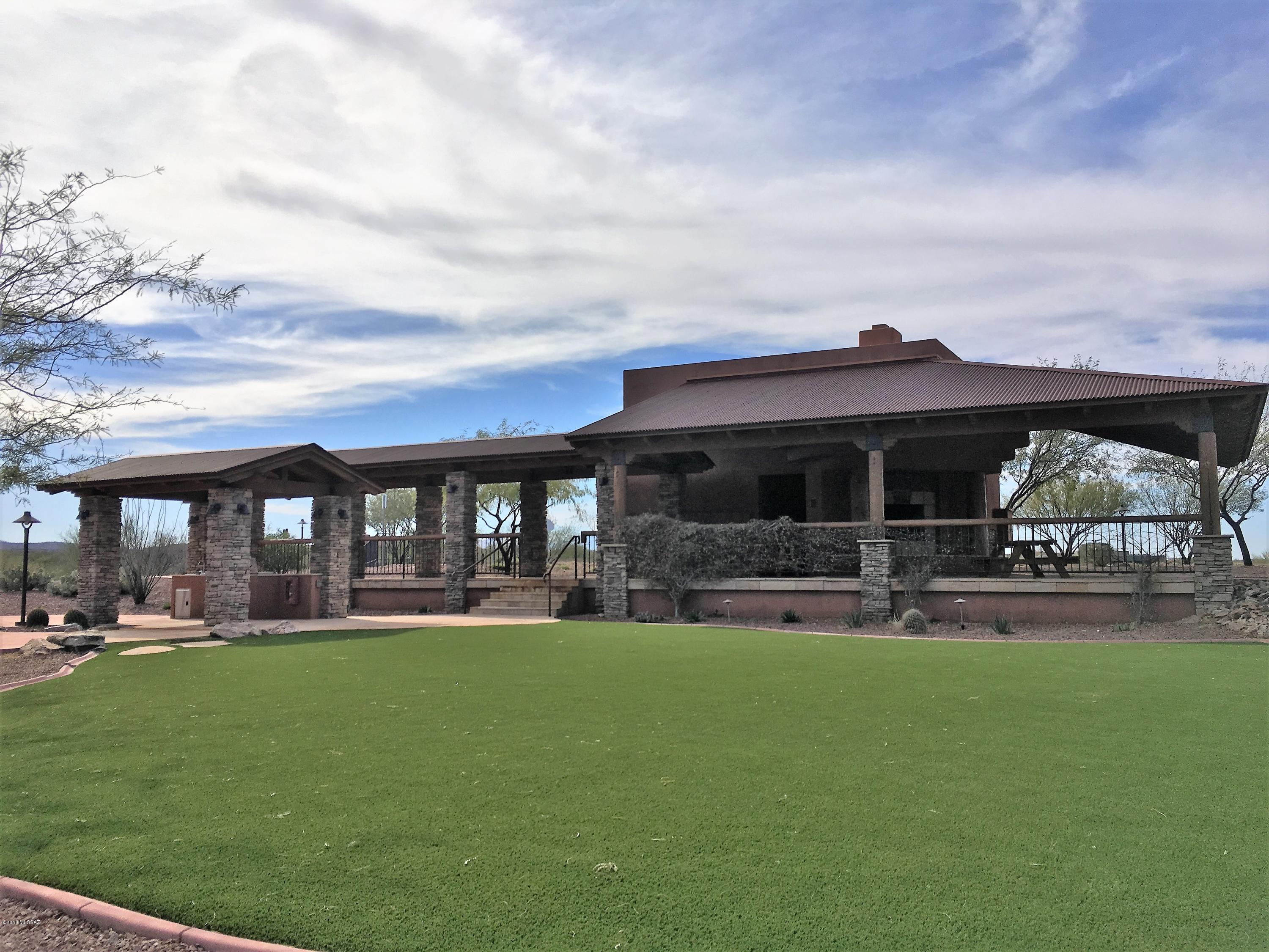 Coyote Creek (1-395) - Residential