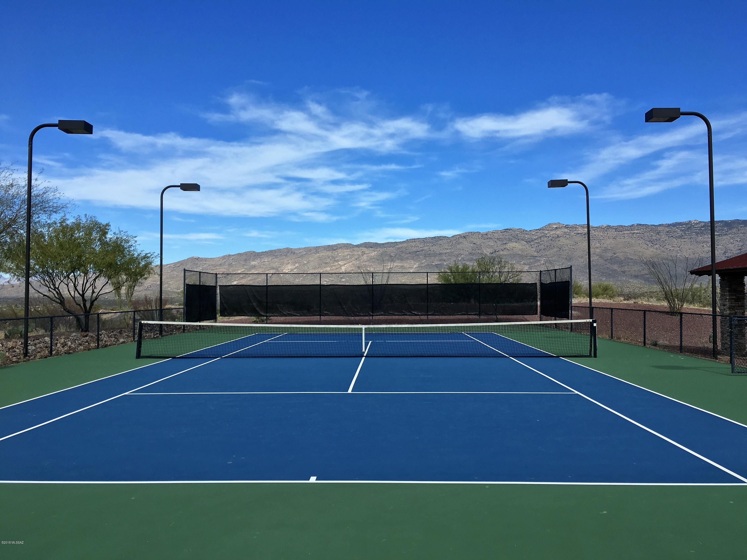 Coyote Creek (1-395) - Residential