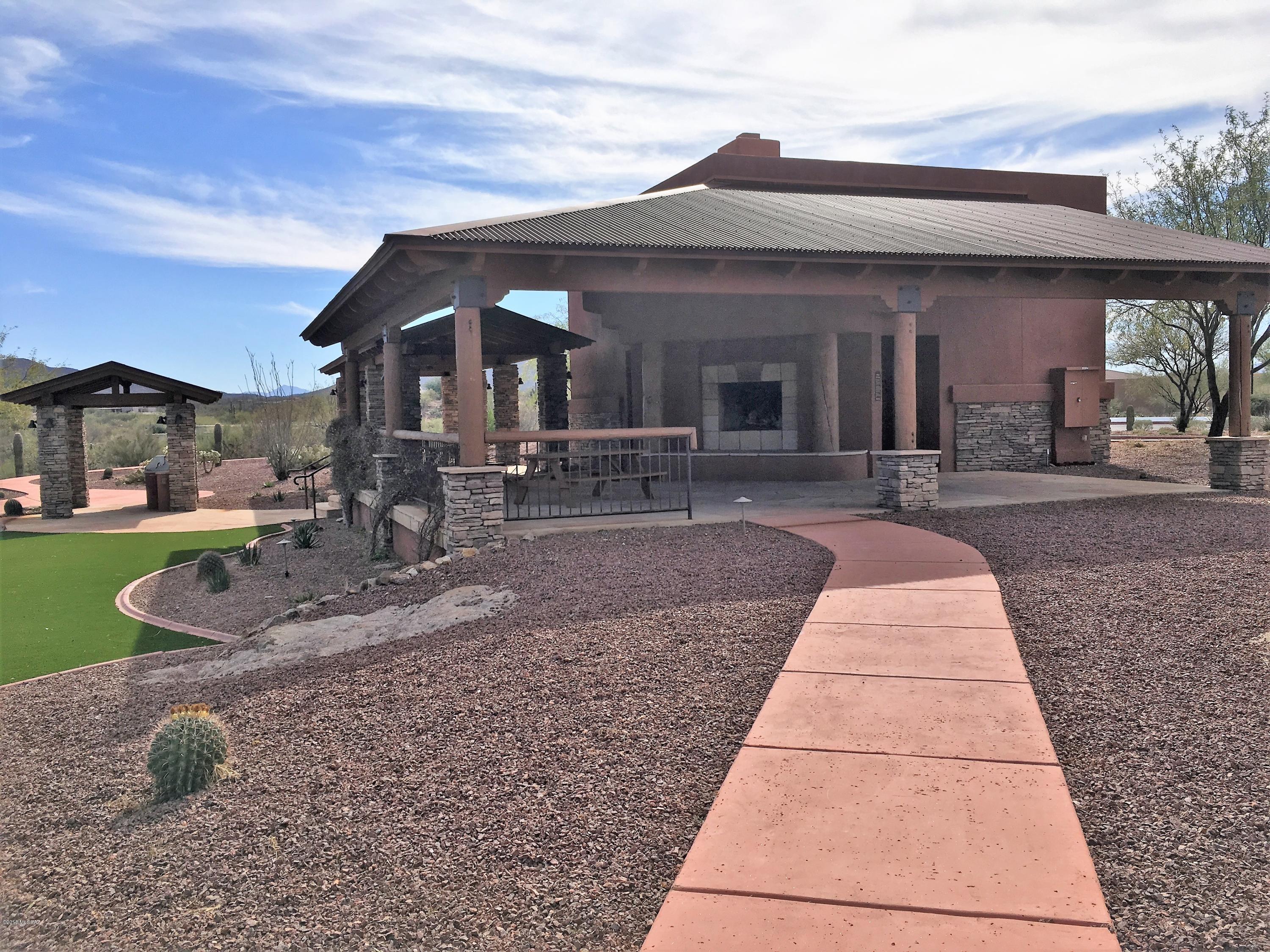 Coyote Creek (1-395) - Residential