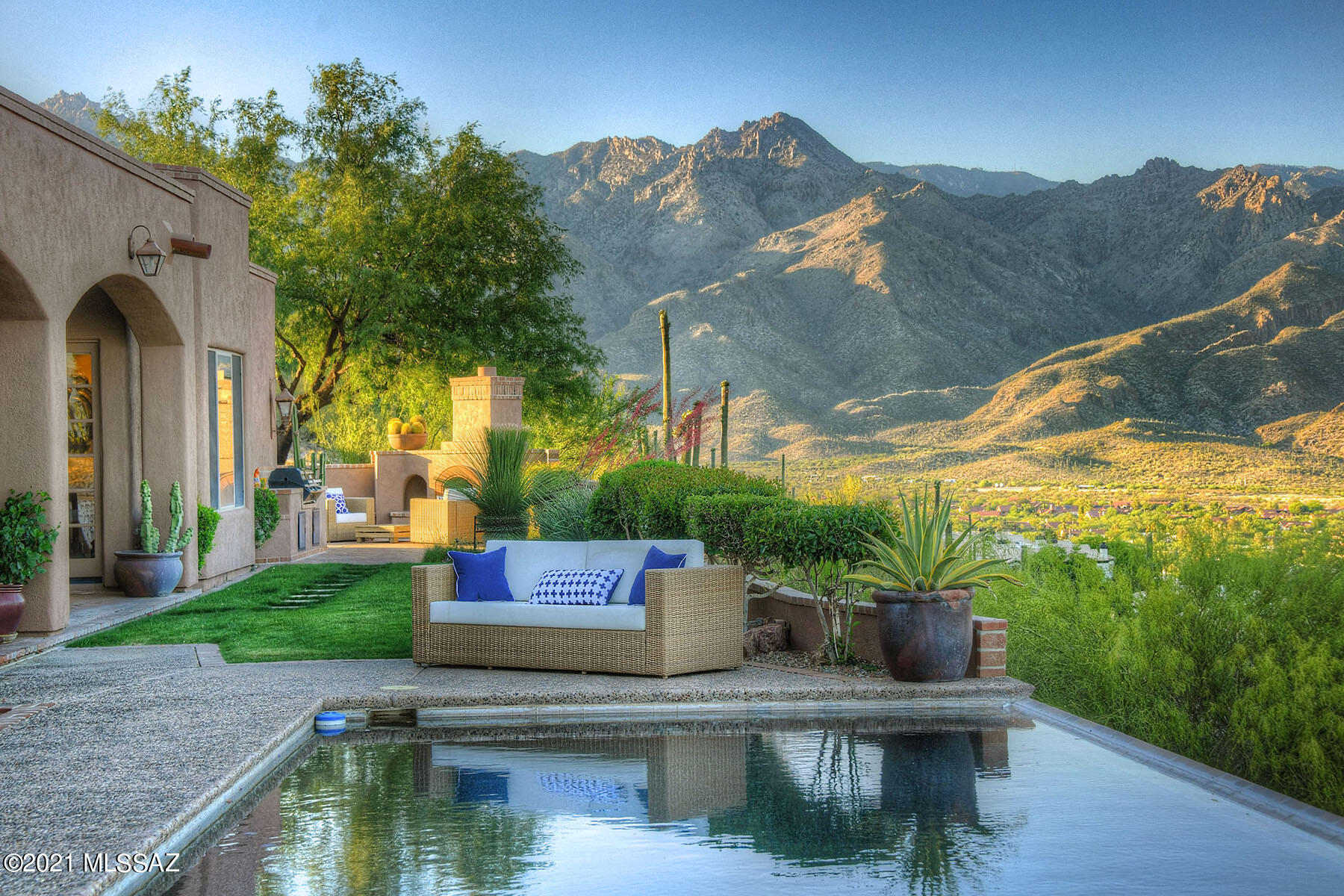 Sabino Mountain (1-290) - Residential