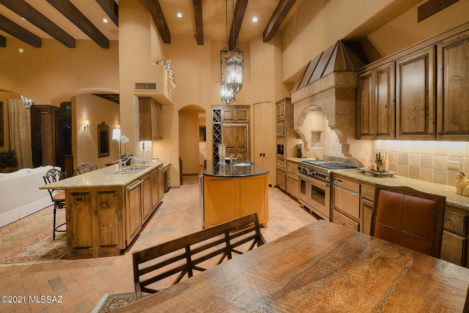 Sabino Mountain (1-290) - Residential