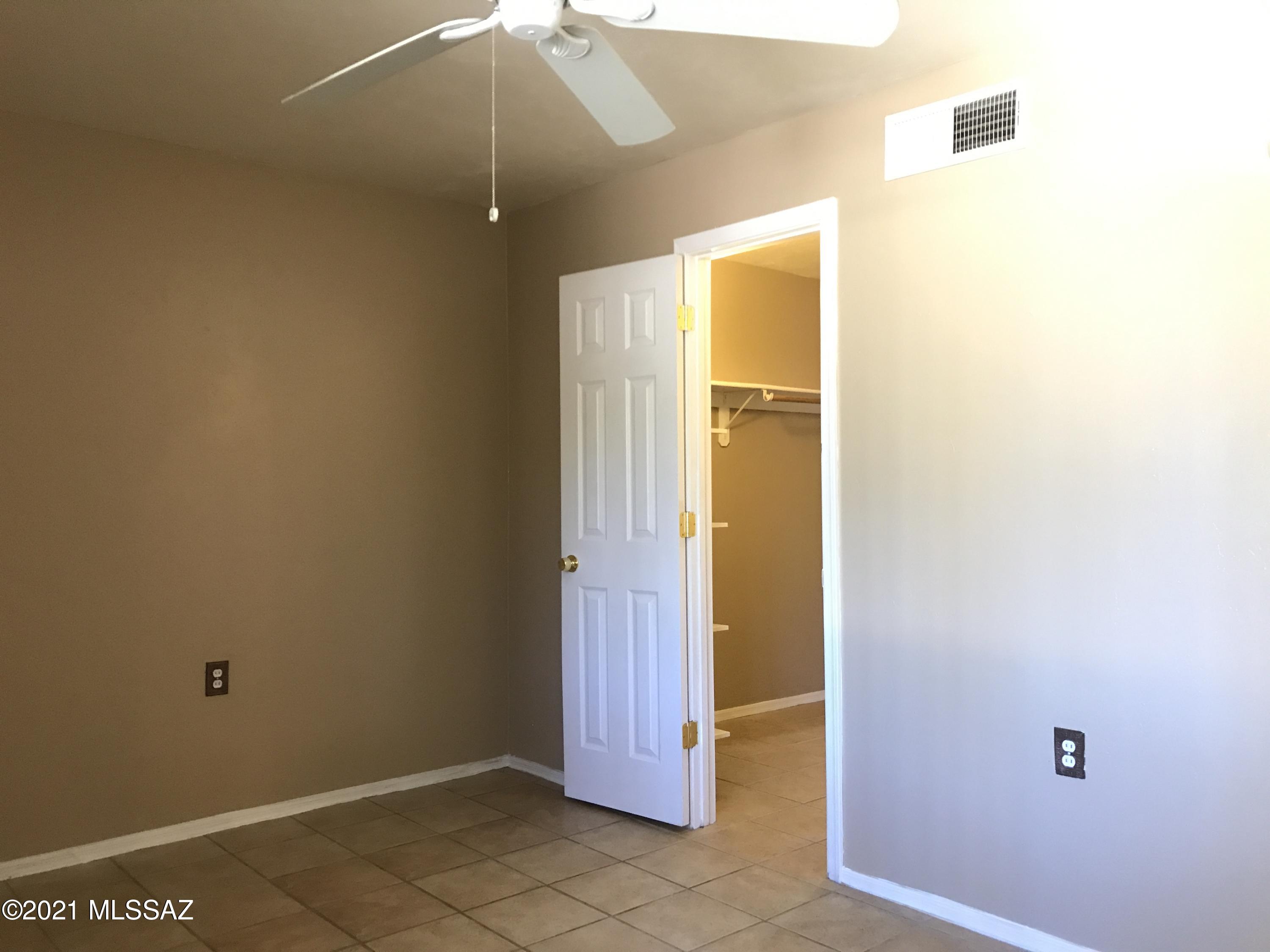 Sunset Foothills Condos (1-201) - Residential