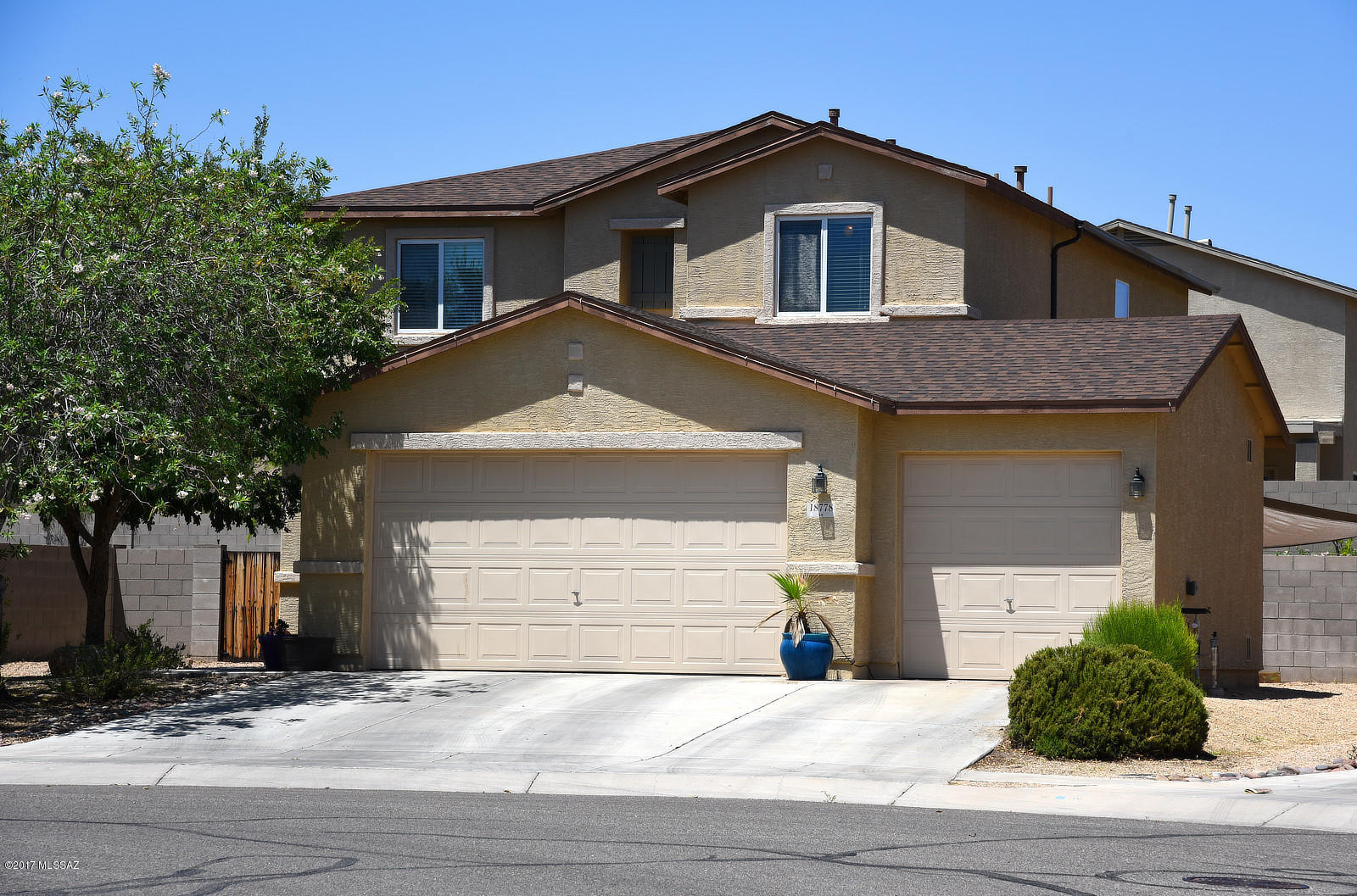 This family-friendly 3-car-garage home is one of the finest in the neighborhood. Landscaping in the backyard includes a water fountain, BBQ station, covered patio, new stainless steel kitchen appliances, and a kids playground. Enjoy these amenities: ceiling fans throughout the house, lots of storage, open kitchen with bar seating, huge loft area upstairs, and 3 bathrooms!