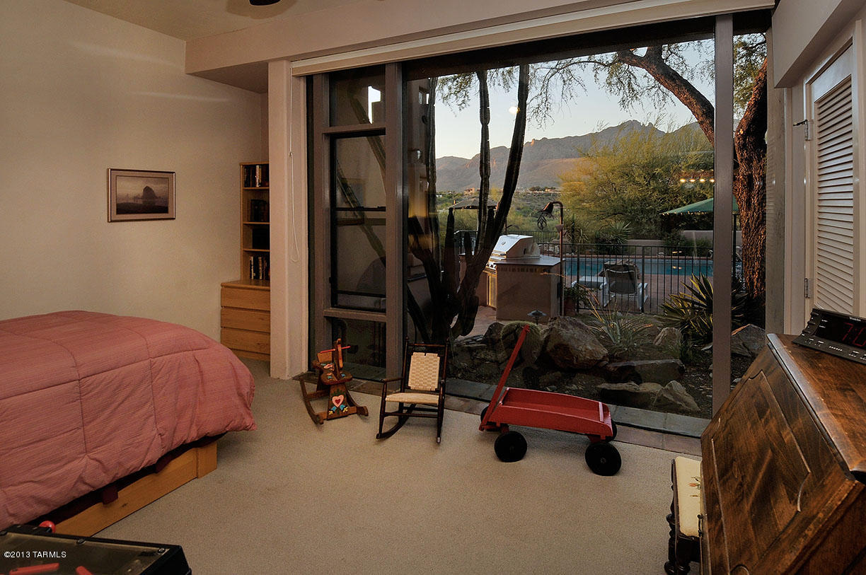 Unsubdivided - Residential