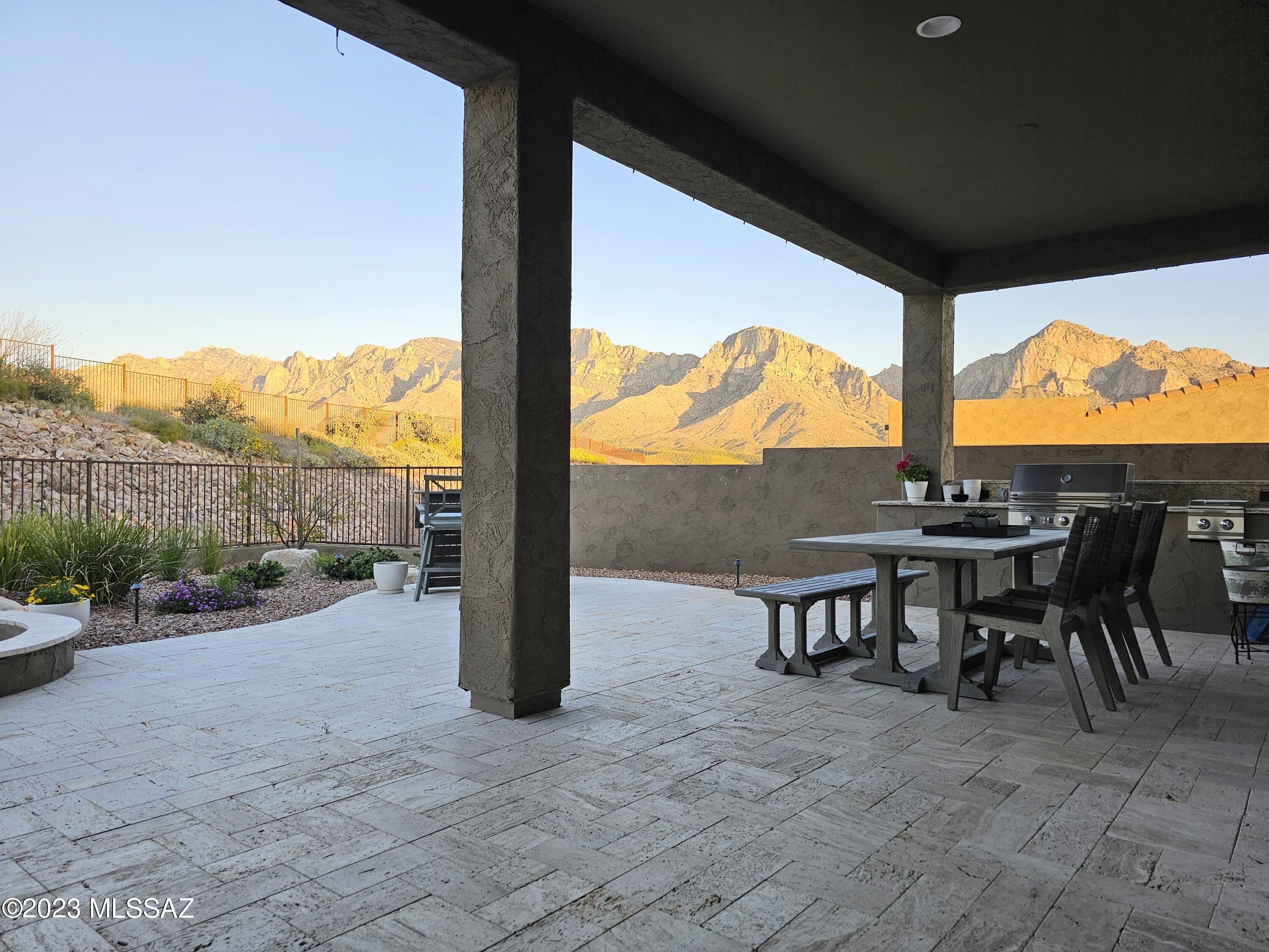 Sanctuary At Silverhawke - Residential