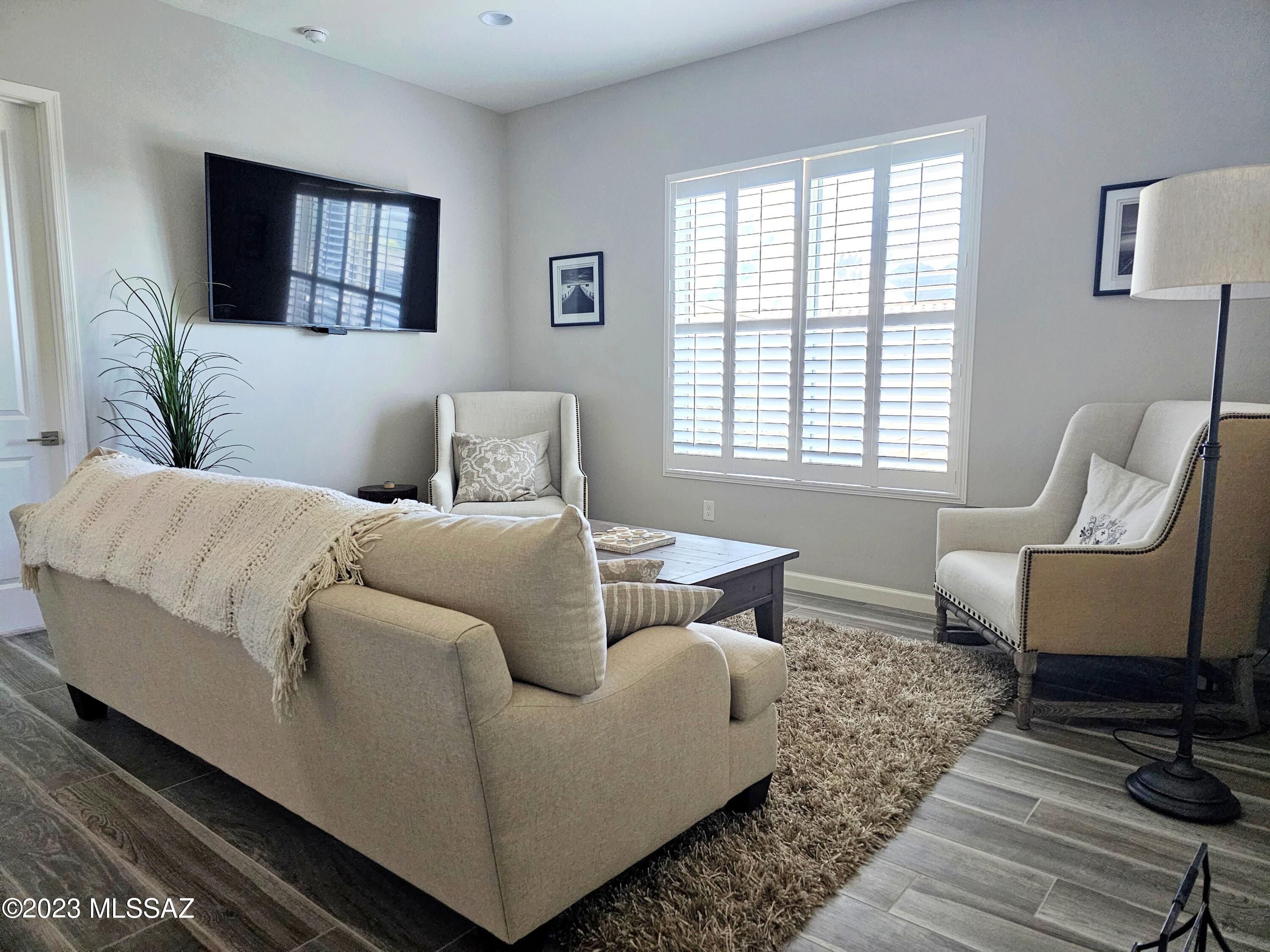 Sanctuary At Silverhawke - Residential