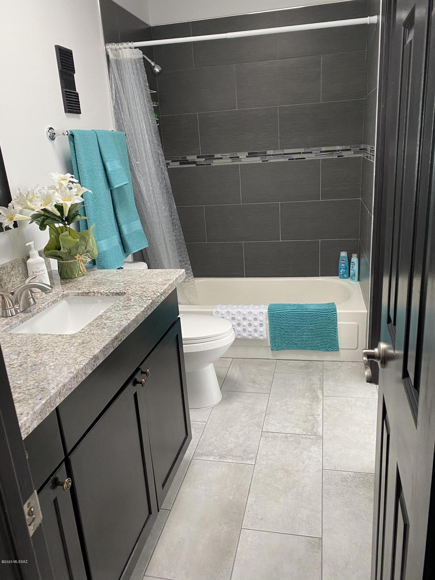 Las Casas Bellas Condo (1-44) - Residential