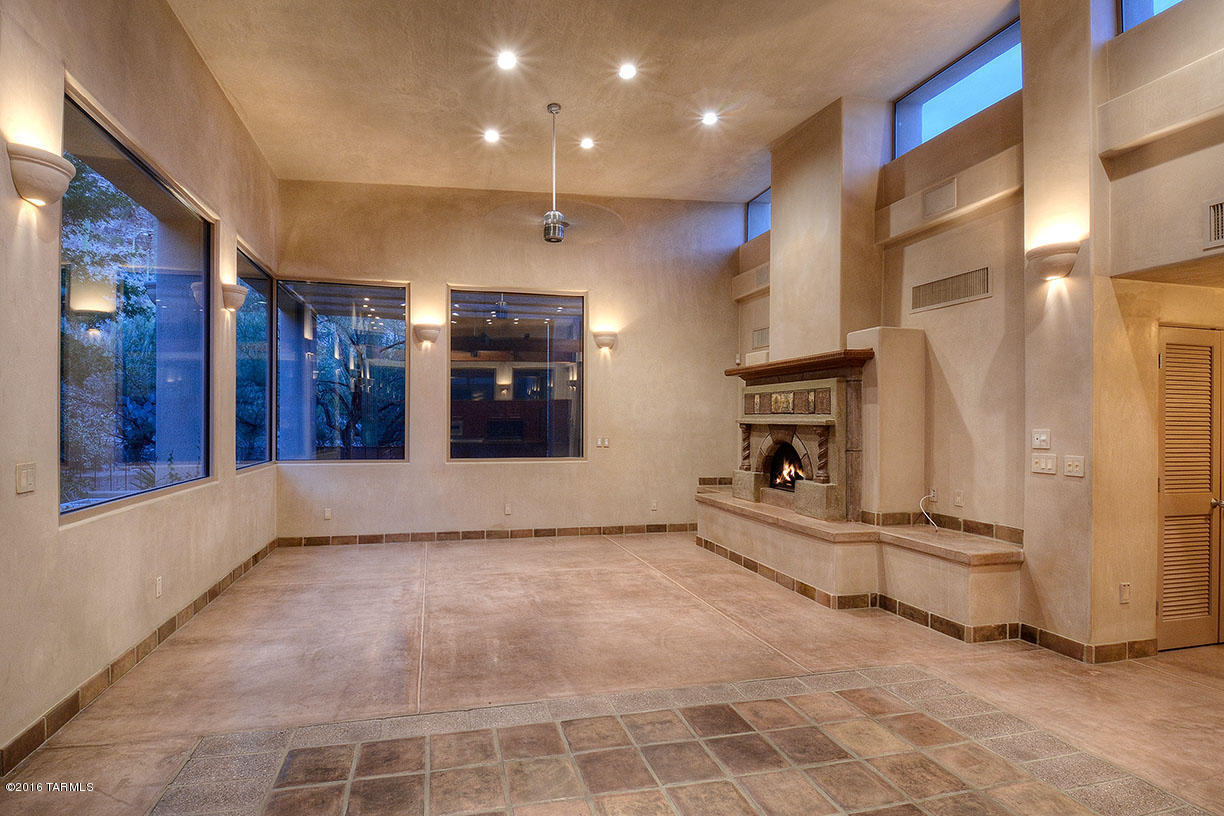 Ventana Canyon Mountain Estate (1-73) - Residential