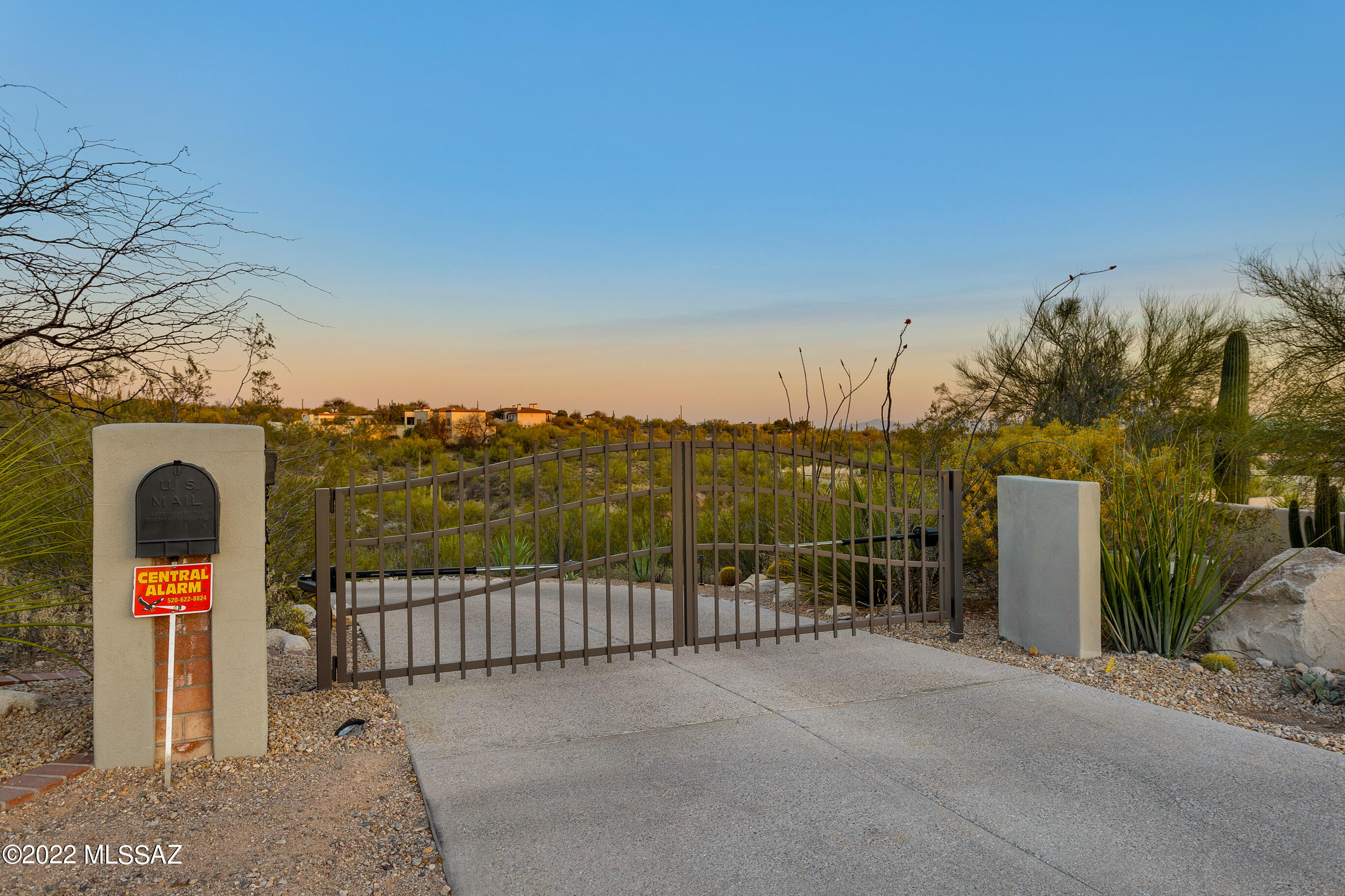 La Puerta On Hacienda Del Sol (1-10) - Residential