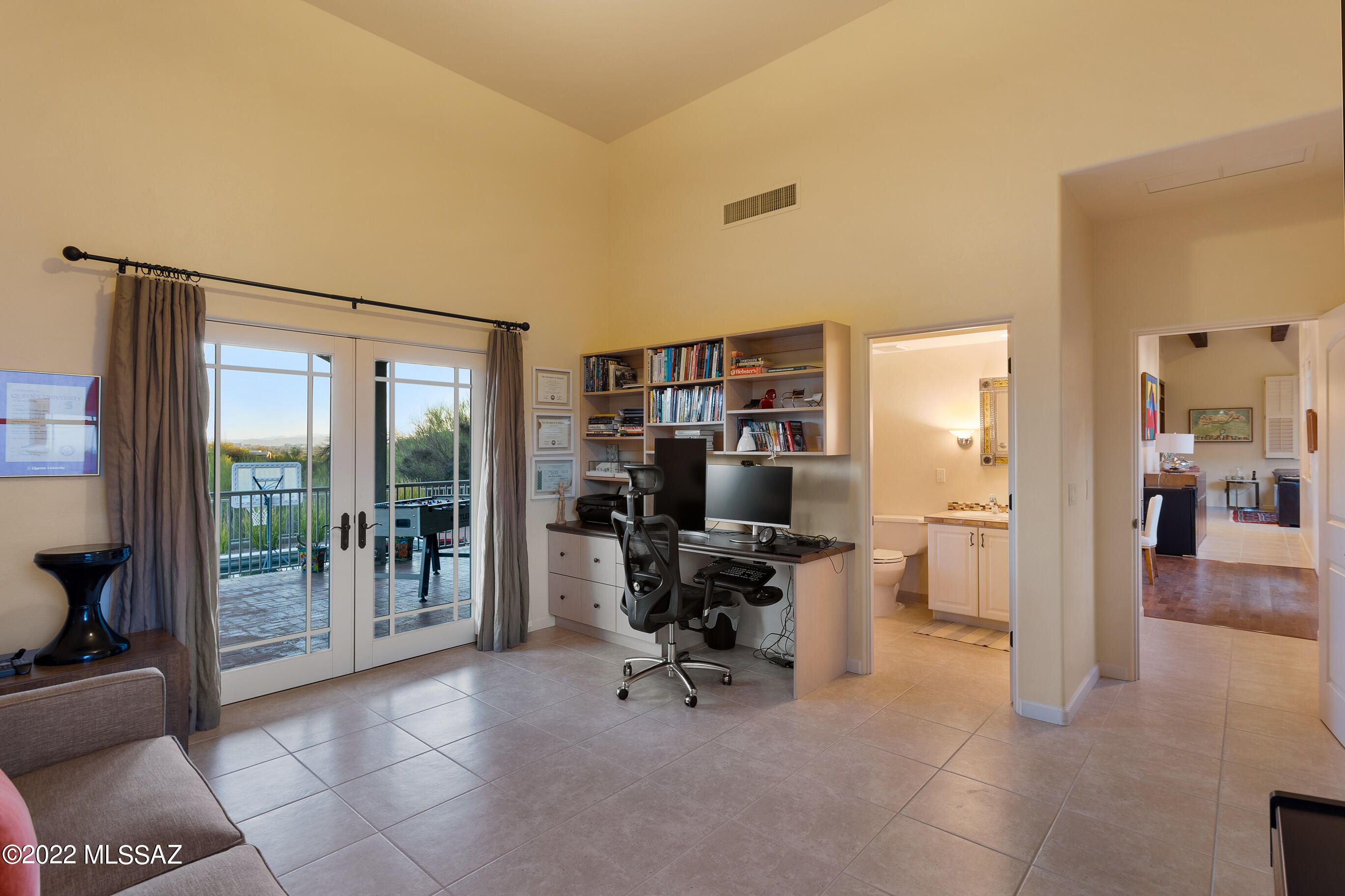 La Puerta On Hacienda Del Sol (1-10) - Residential