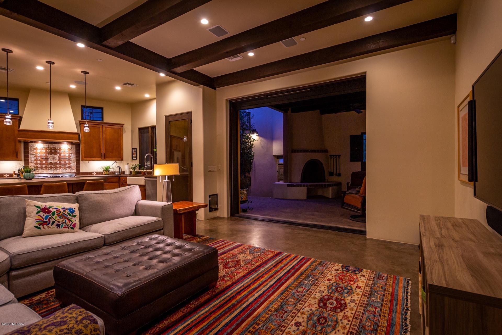 Mercado District of Menlo Park Blks A-D (1-100) - Residential