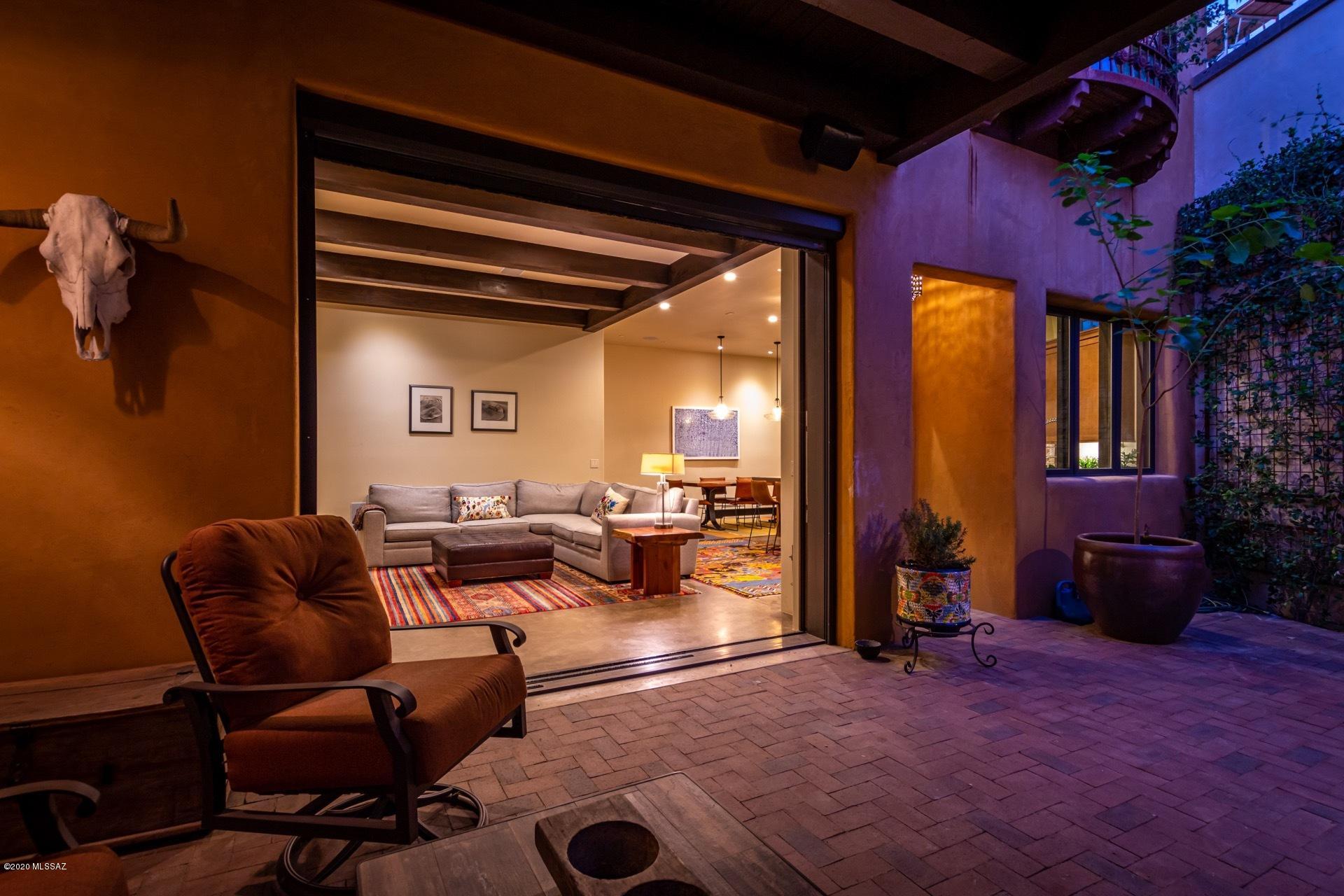 Mercado District of Menlo Park Blks A-D (1-100) - Residential