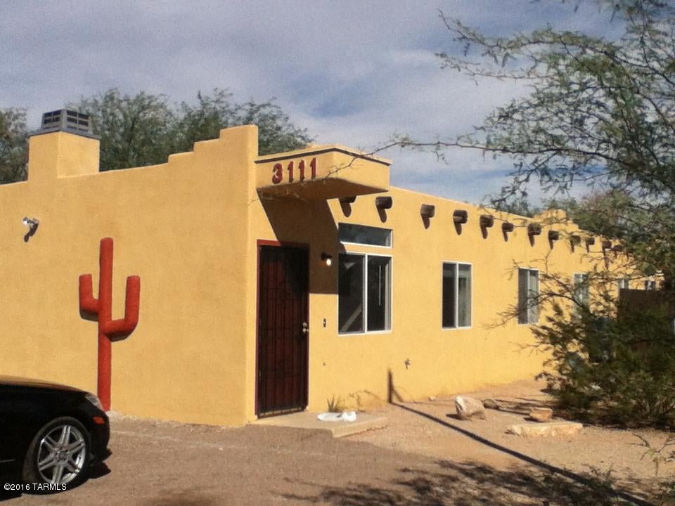 3111 E Monte Vista Drive Tucson AZ 85716  3 bedroom 2 bath duplex with AC and off street parking. Fridge, washer, and dryer included. Private fenced in backyard. Pets ok with $200 deposit per pet limit of 2 and no vicious breeds.