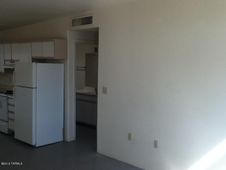 Granada Park Resub - Residential Lease
