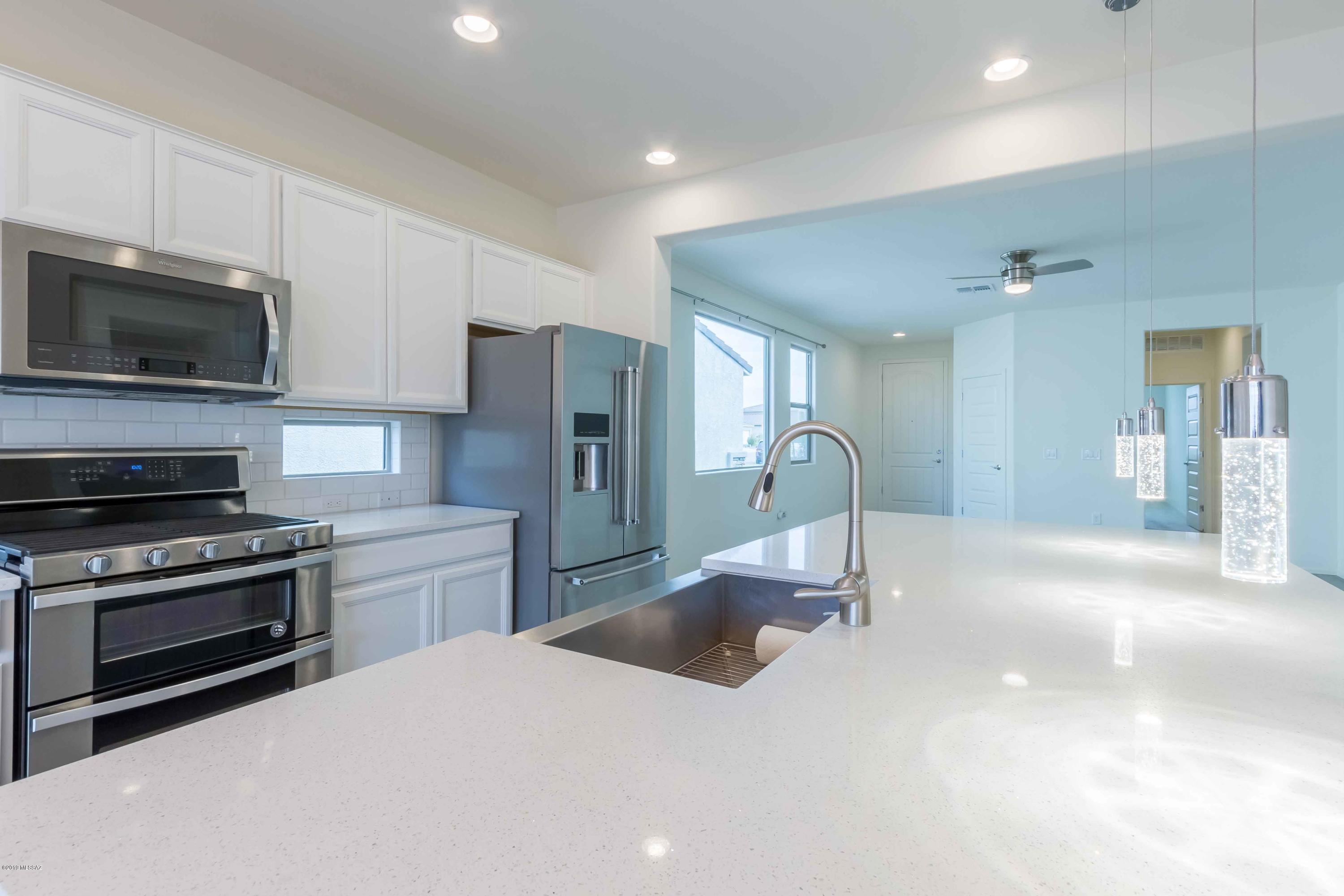 La Estancia De Tucson (1-330) - Residential