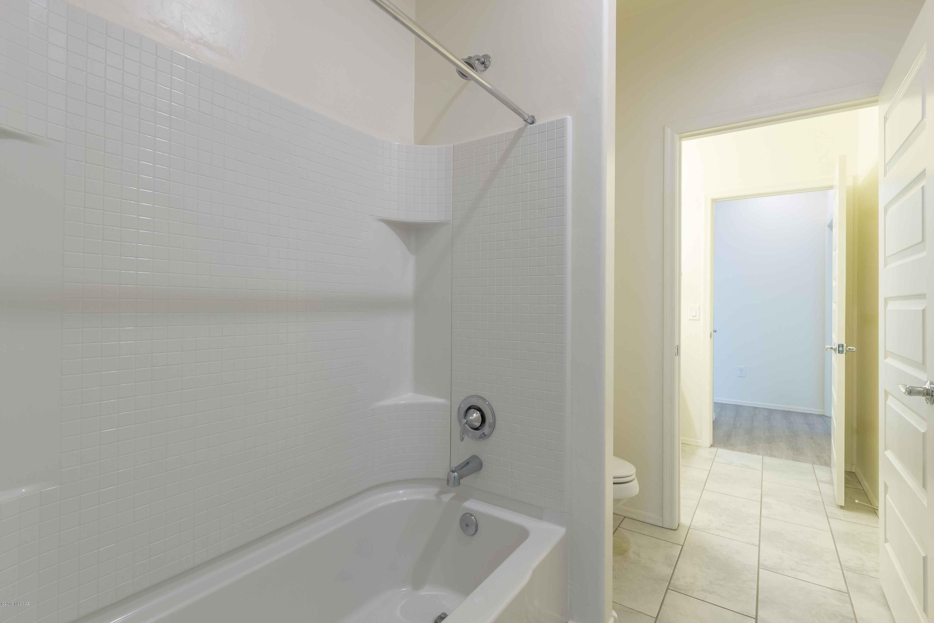 La Estancia De Tucson (1-330) - Residential