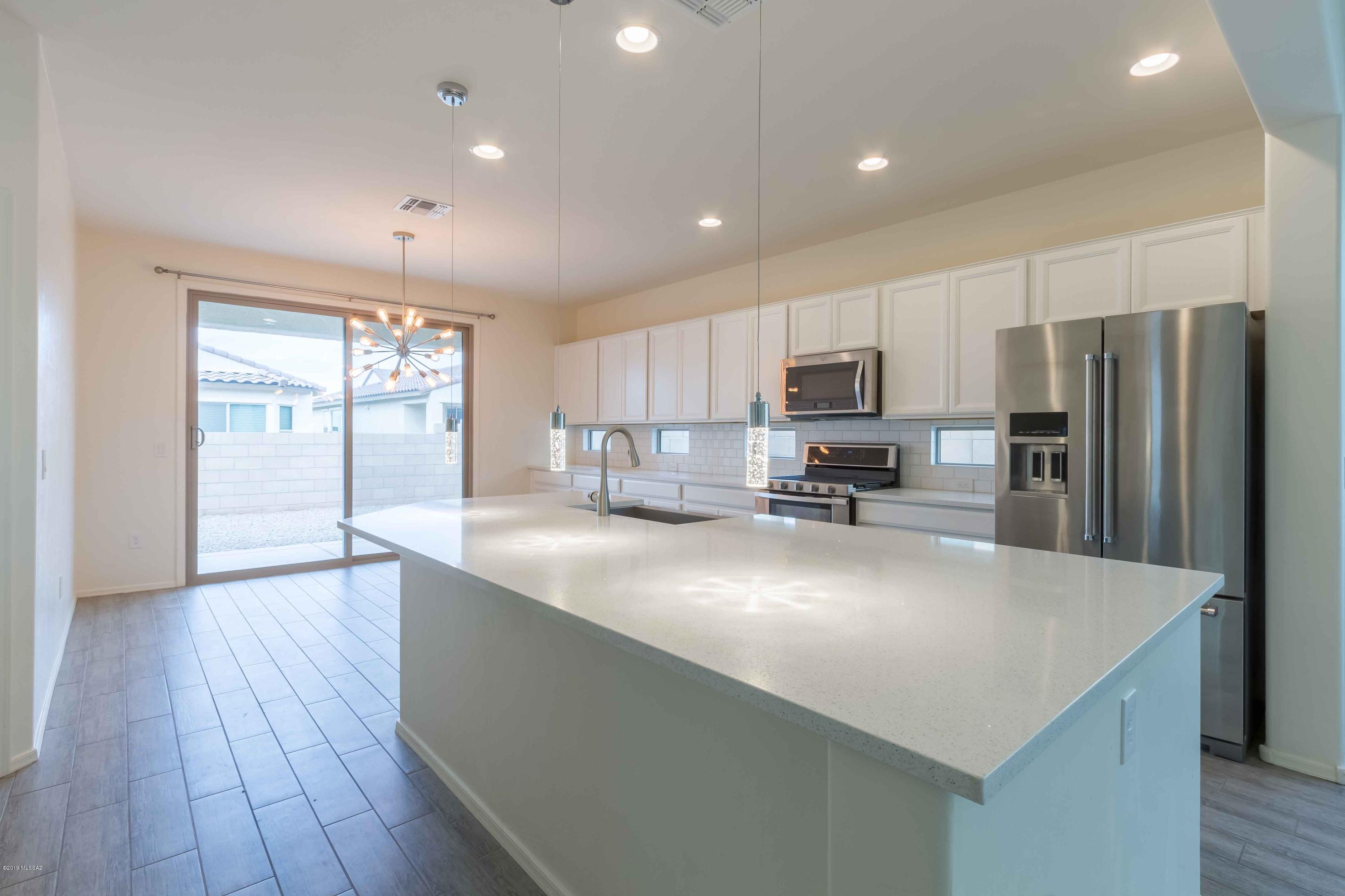 La Estancia De Tucson (1-330) - Residential