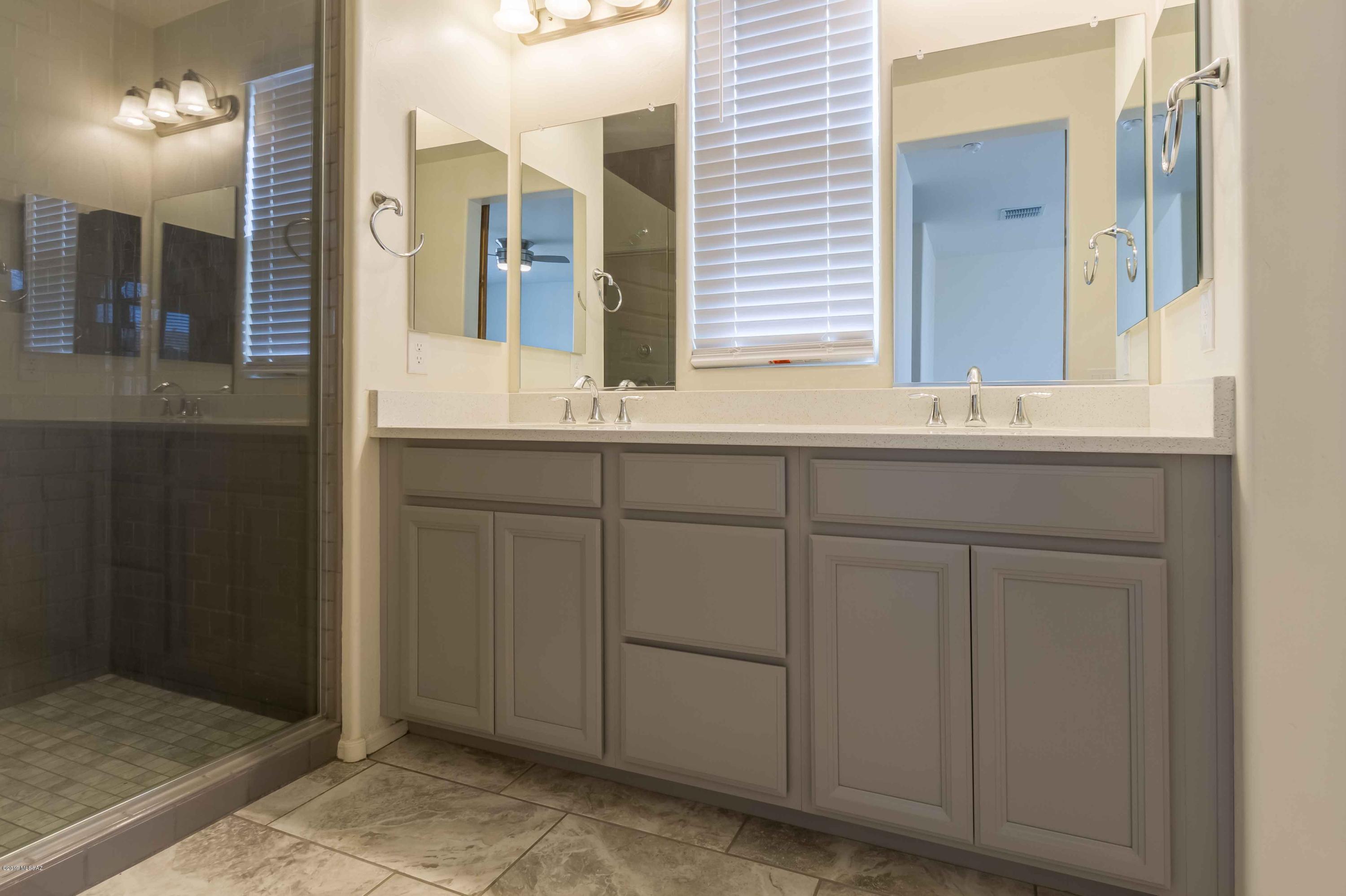 La Estancia De Tucson (1-330) - Residential