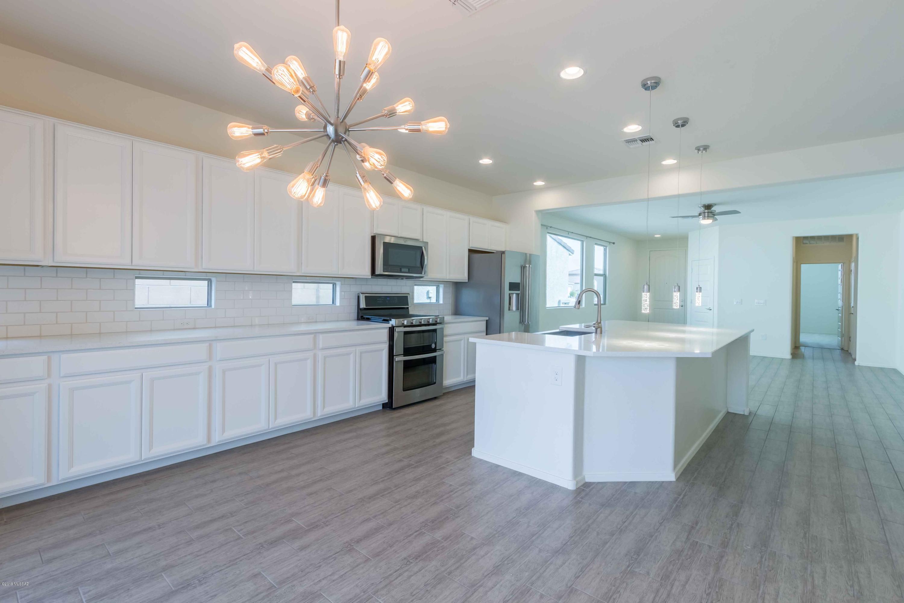La Estancia De Tucson (1-330) - Residential