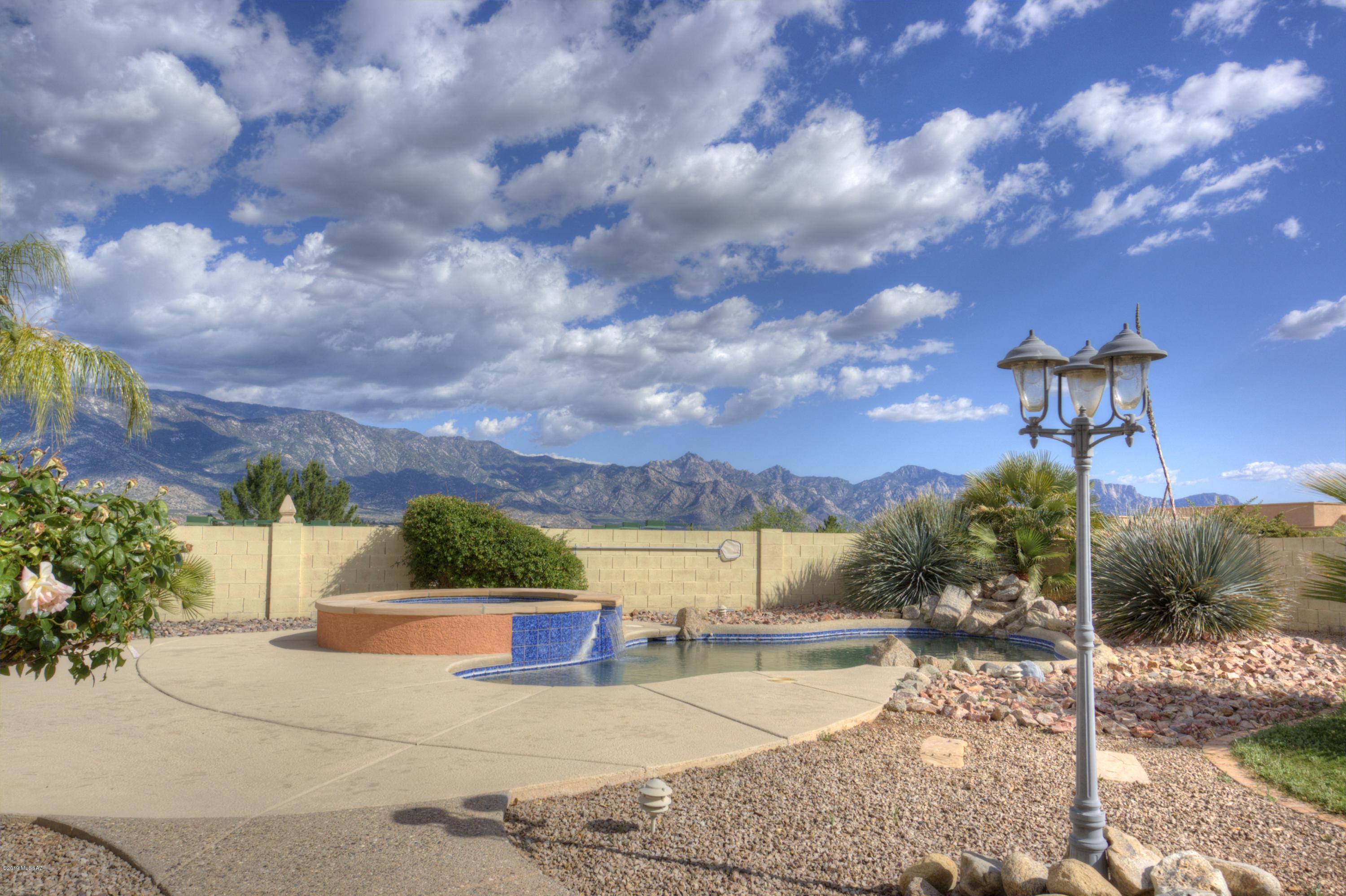 Saddlebrooke - Residential