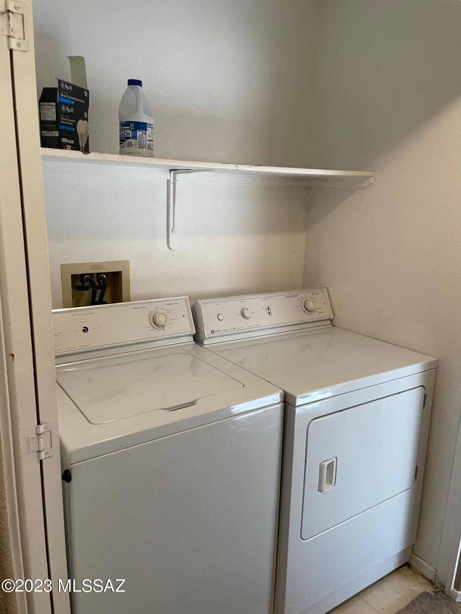 Diamond Key At Rita Ranch NO. 2 (1-67) - Residential Lease