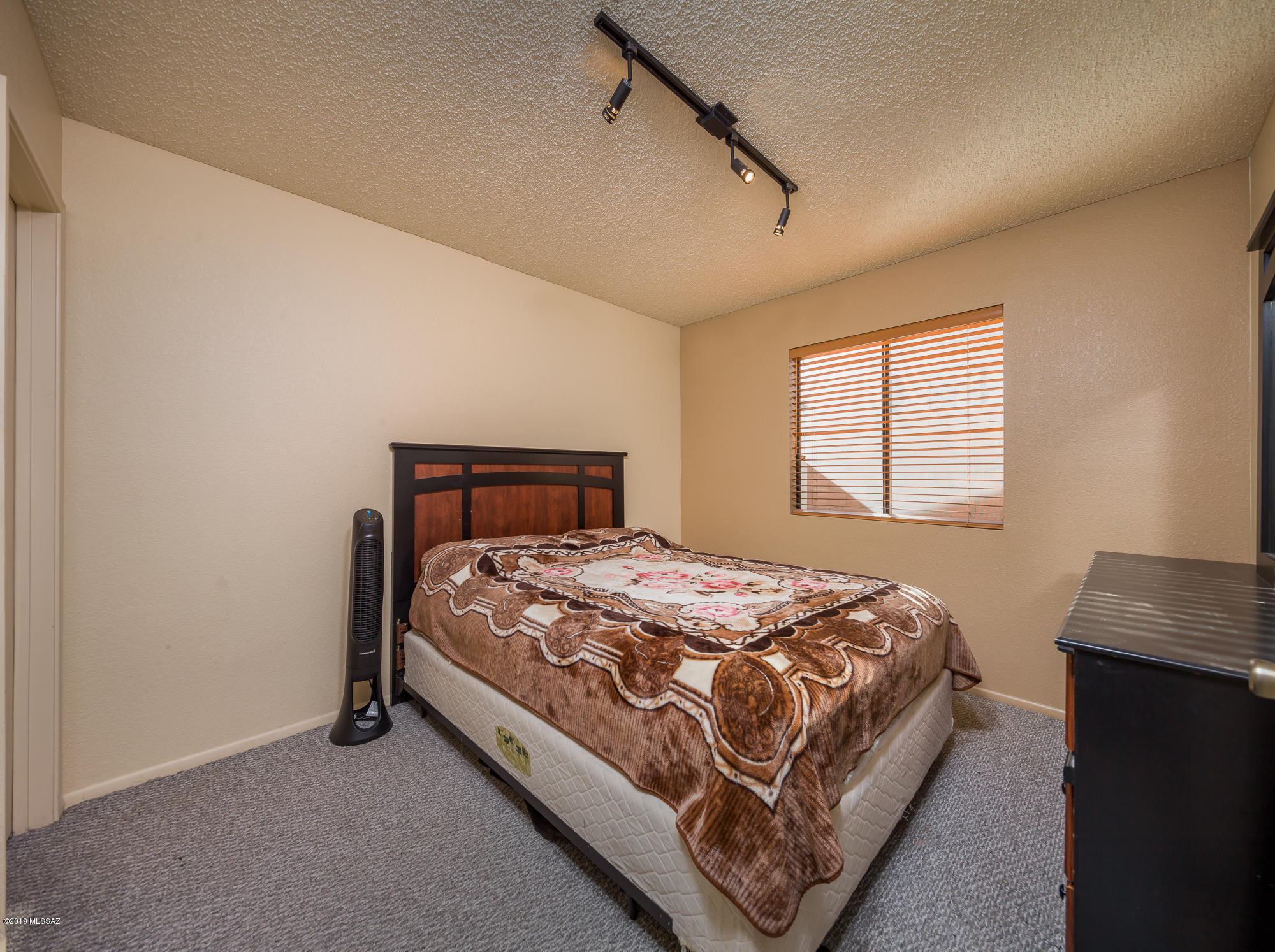 Macalester Park (1-142) - Residential