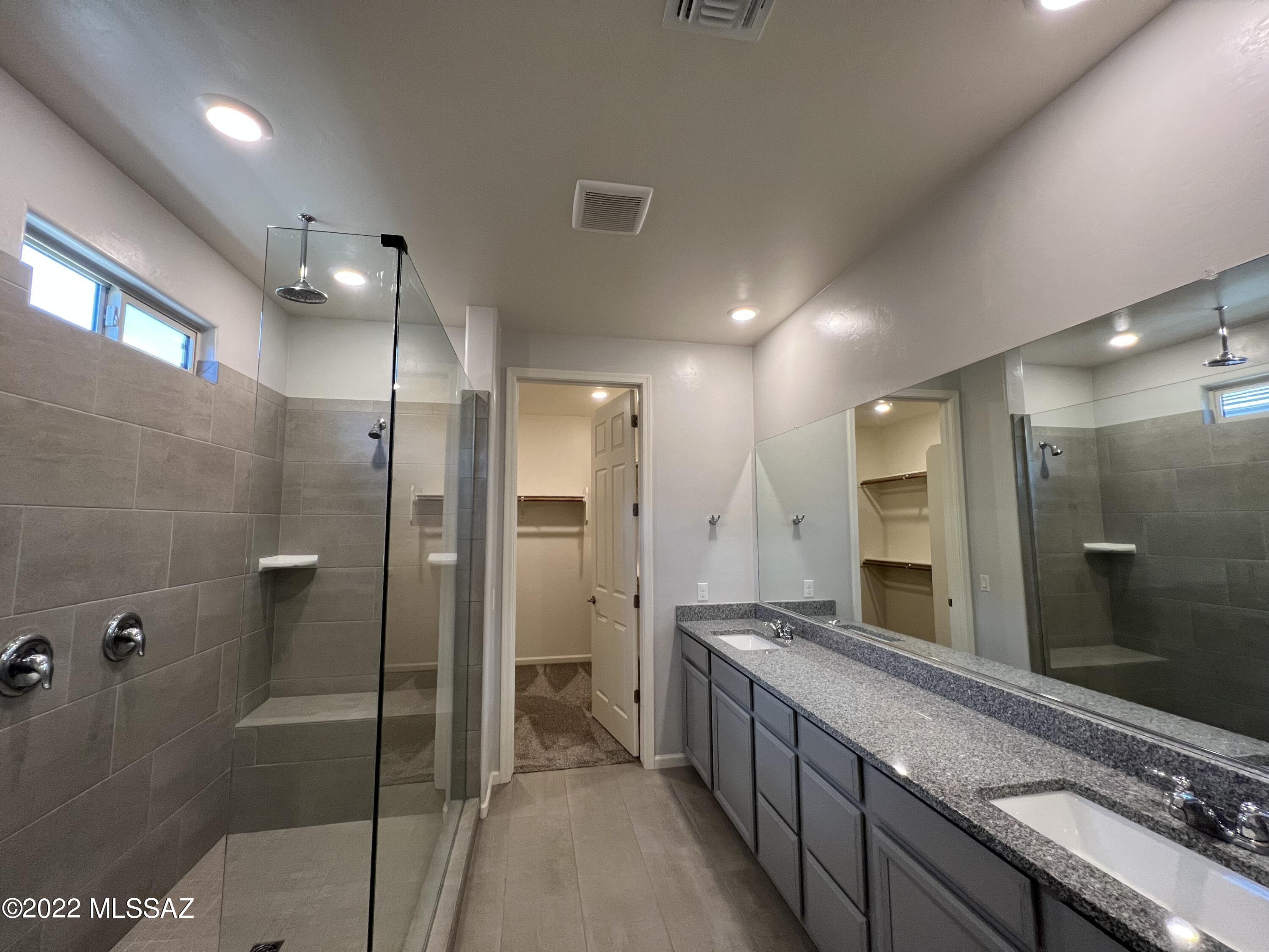 La Estancia De Tucson (331-410) - Residential Lease