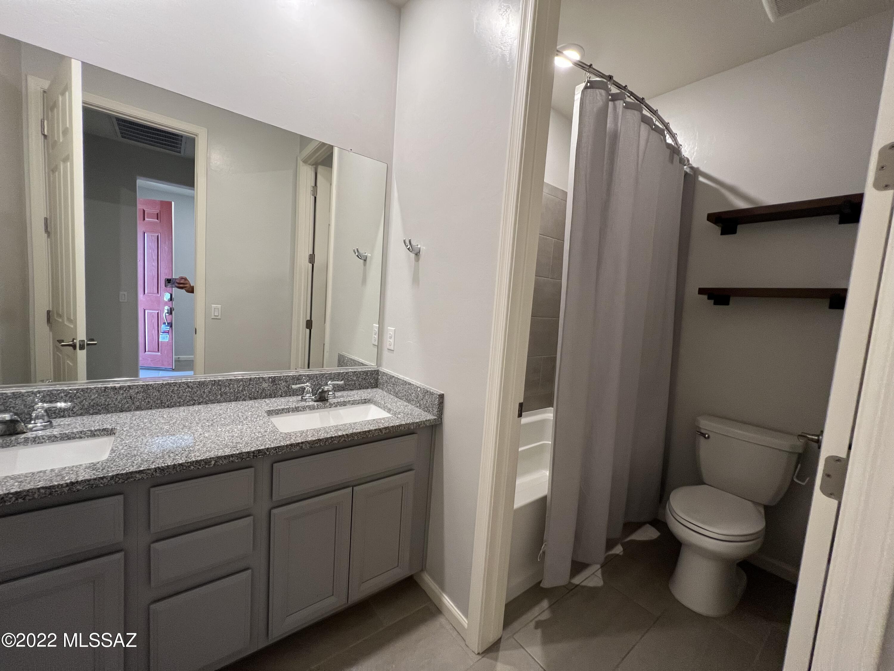 La Estancia De Tucson (331-410) - Residential Lease