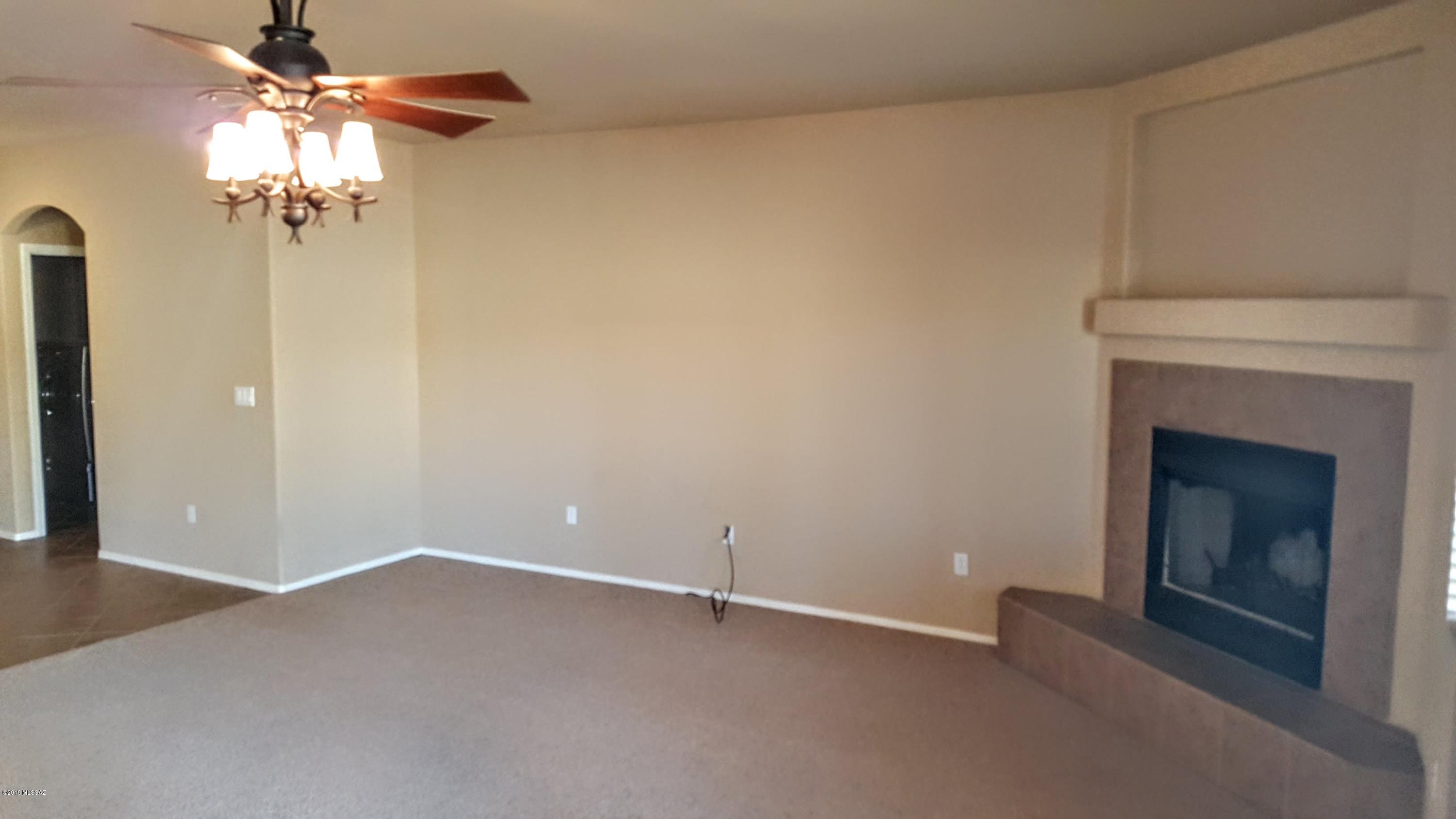 Black Horse (1-411) - Residential Lease