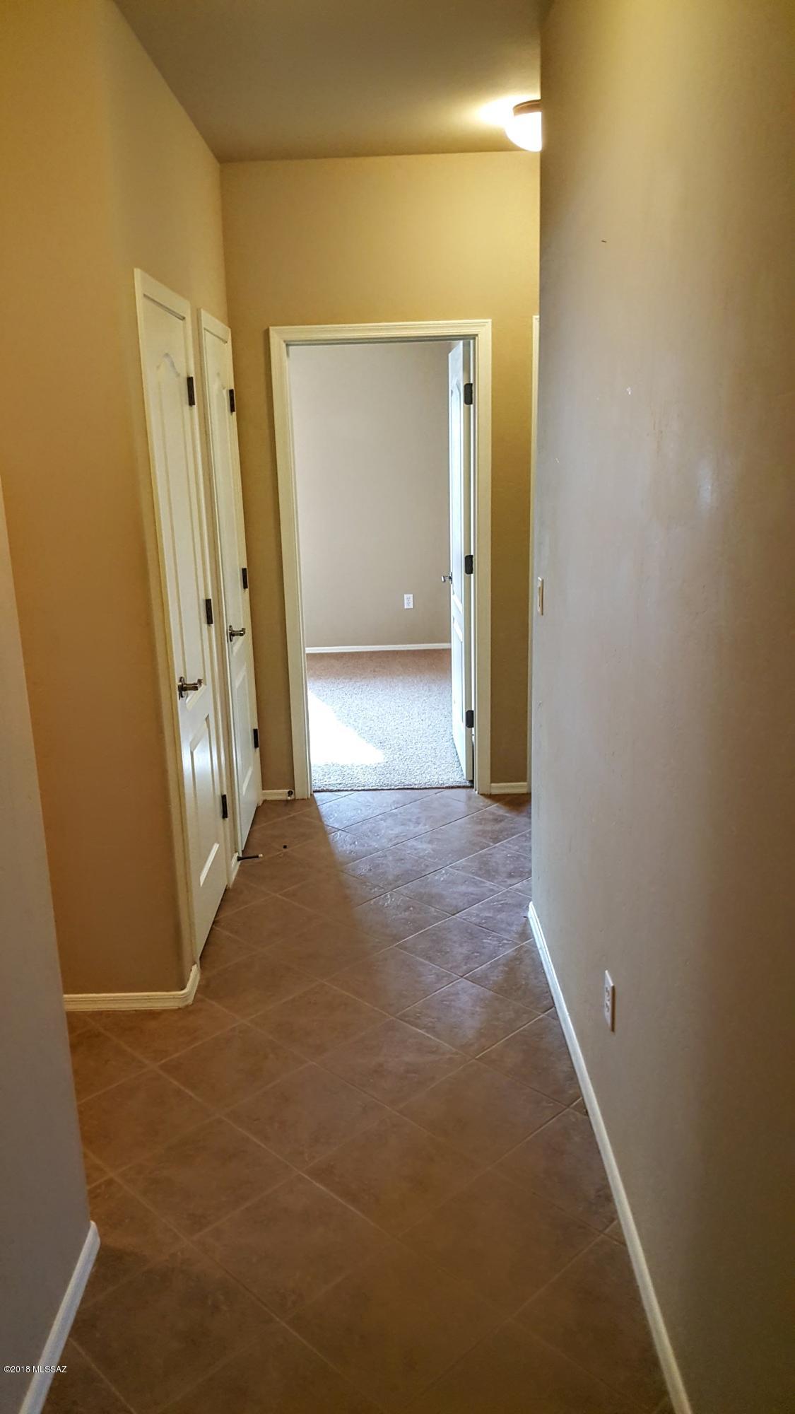 Black Horse (1-411) - Residential Lease