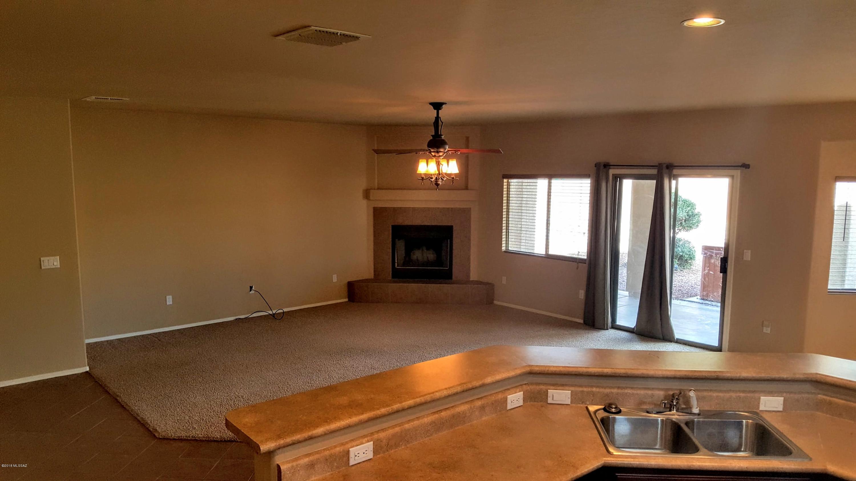 Black Horse (1-411) - Residential Lease