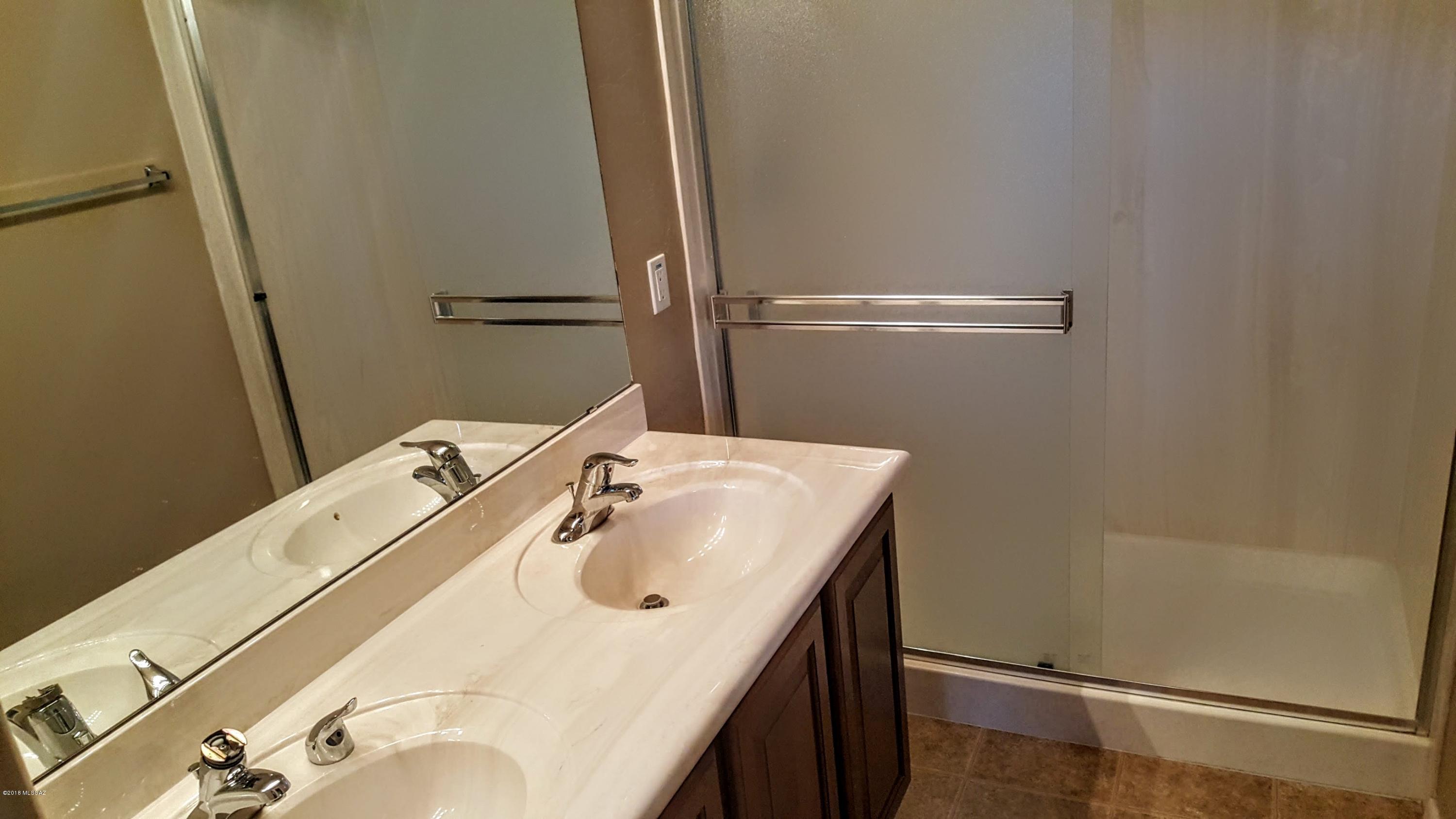 Black Horse (1-411) - Residential Lease