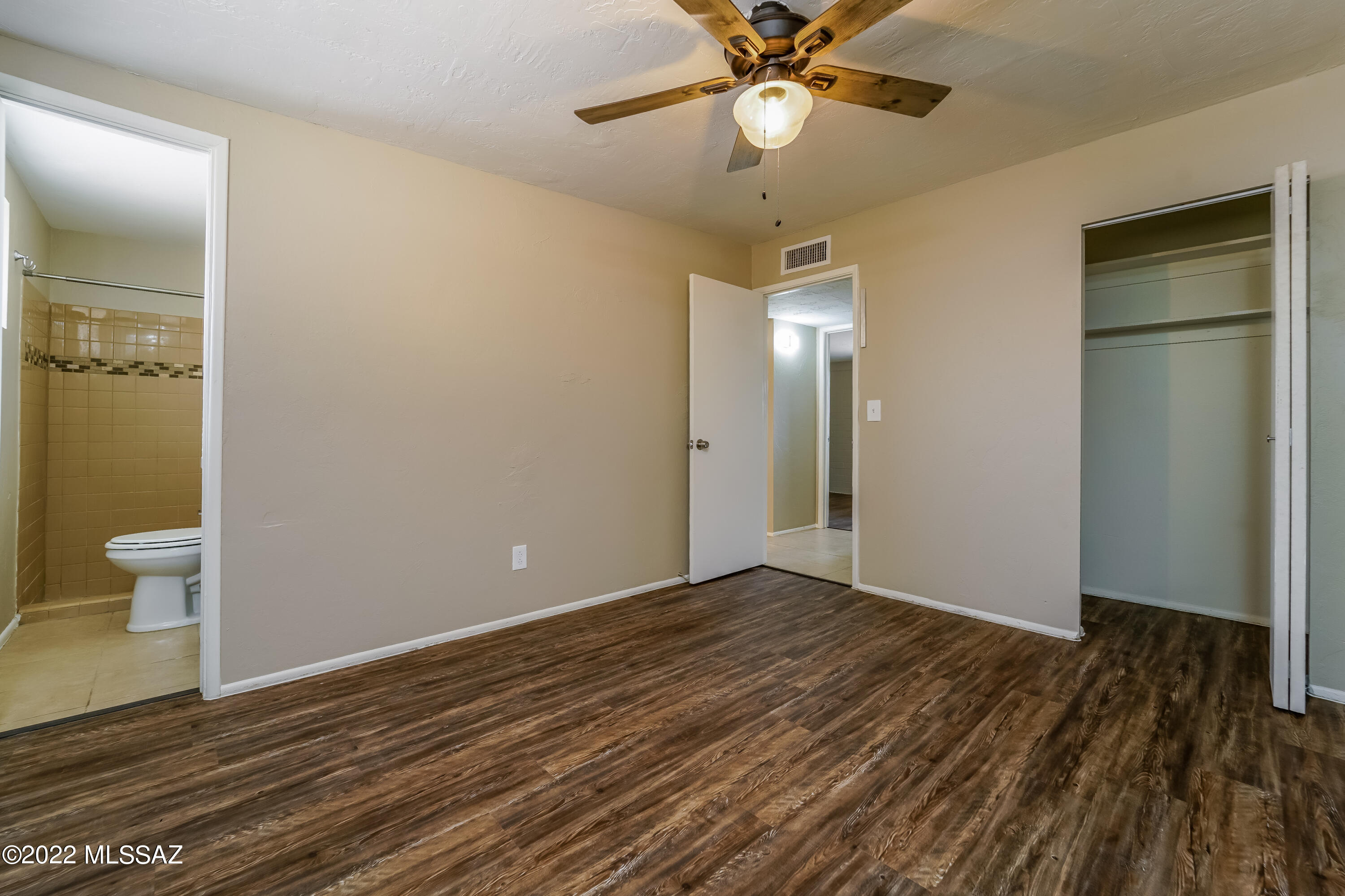 Vista Del Prado NO. 6 (1-64) - Residential Lease