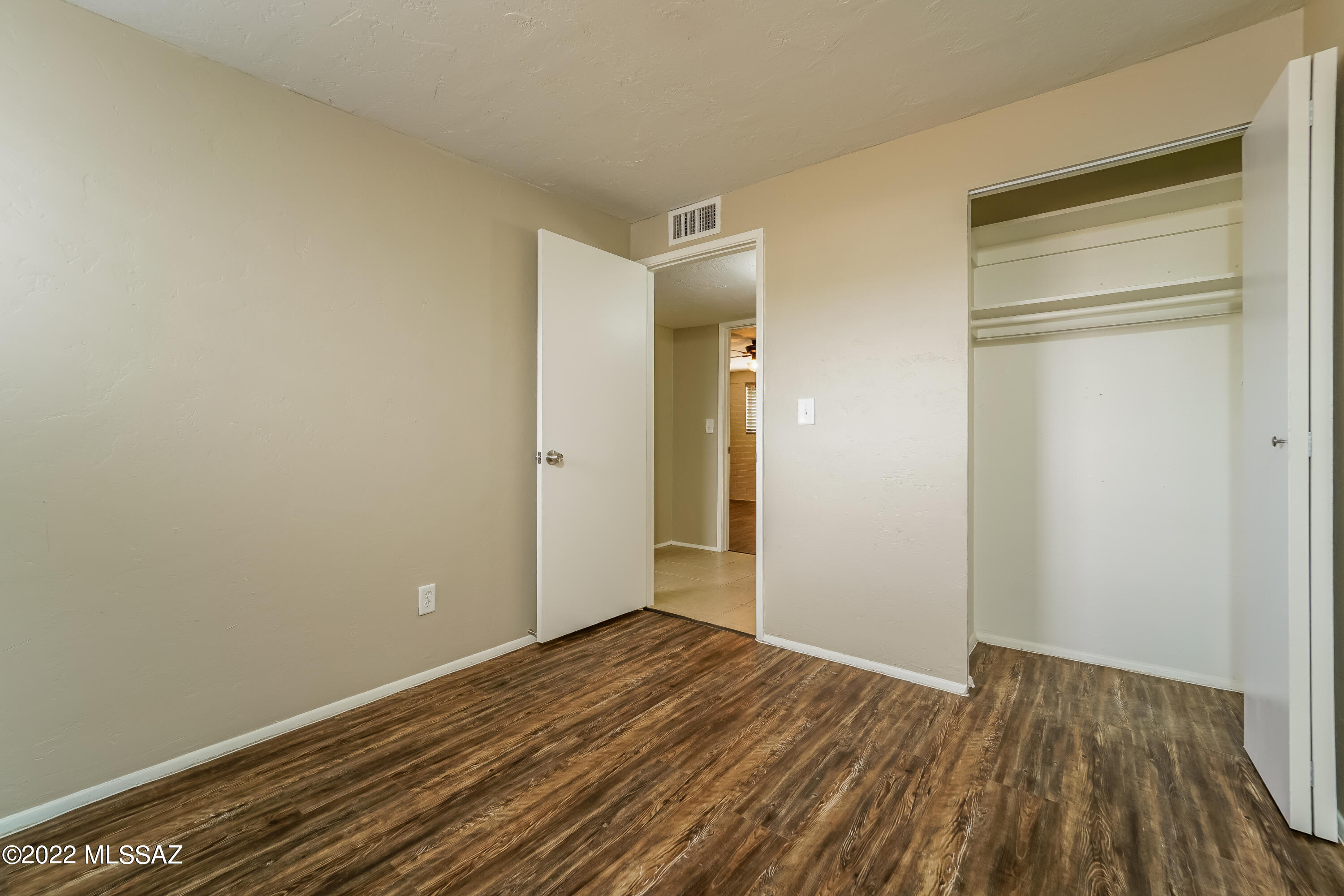 Vista Del Prado NO. 6 (1-64) - Residential Lease