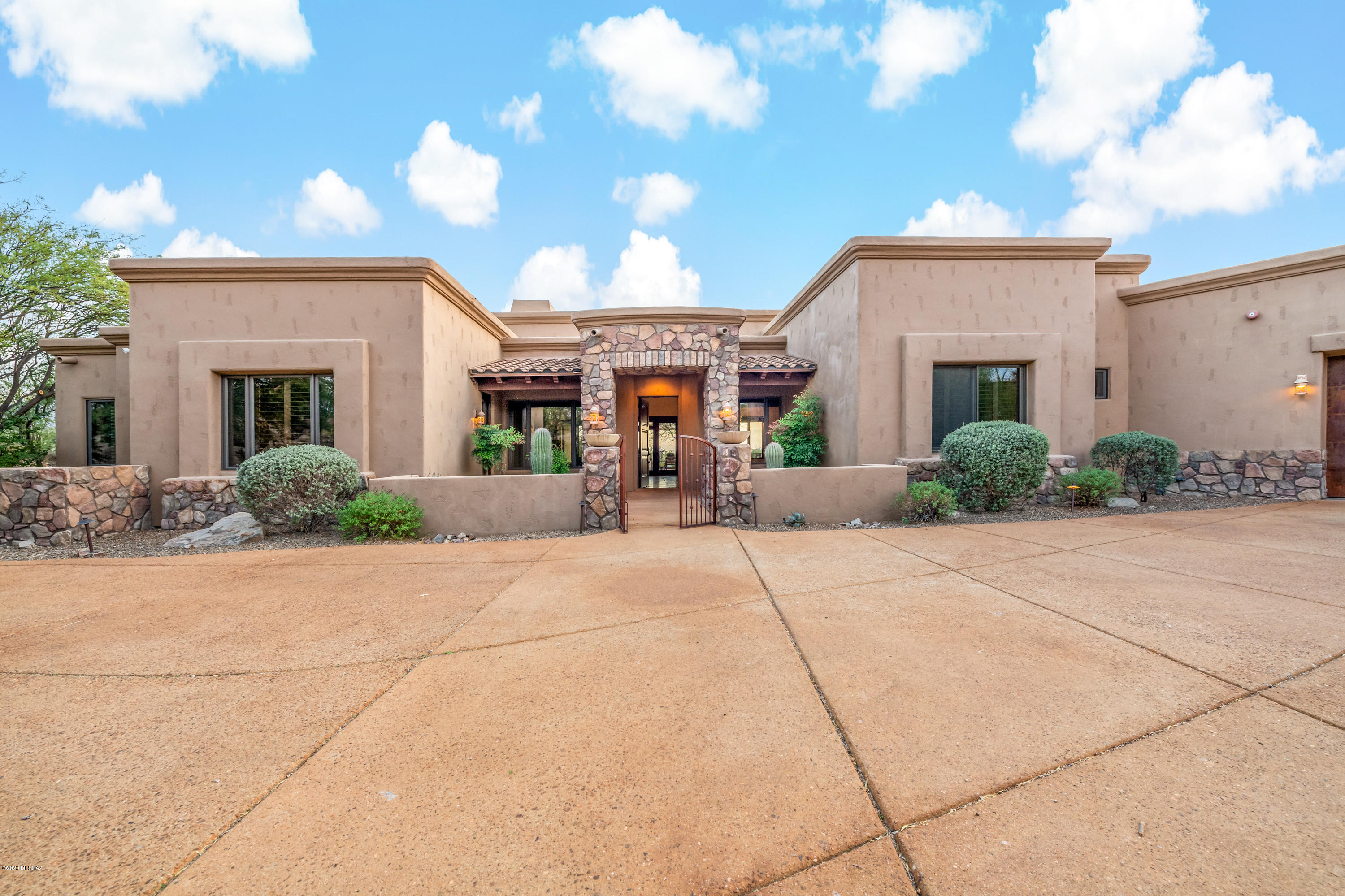 Stone Canyon I - Residential