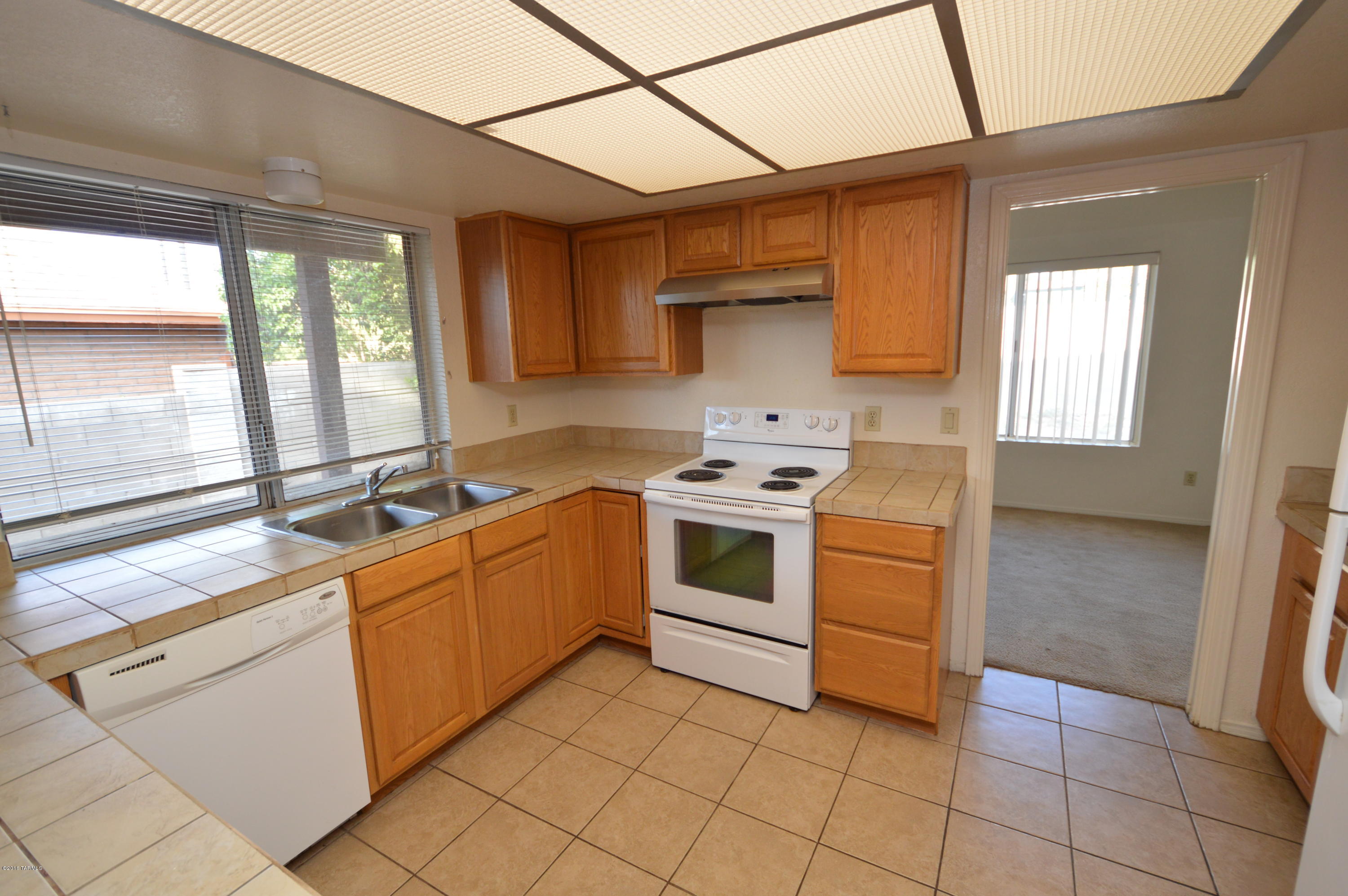 Vista Del Rio (1-217) - Residential Lease
