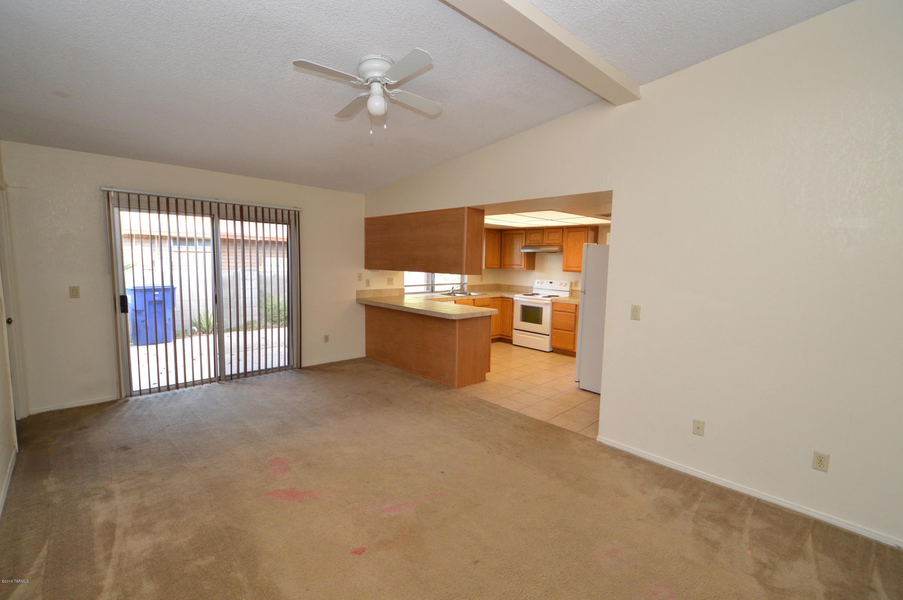 Vista Del Rio (1-217) - Residential Lease