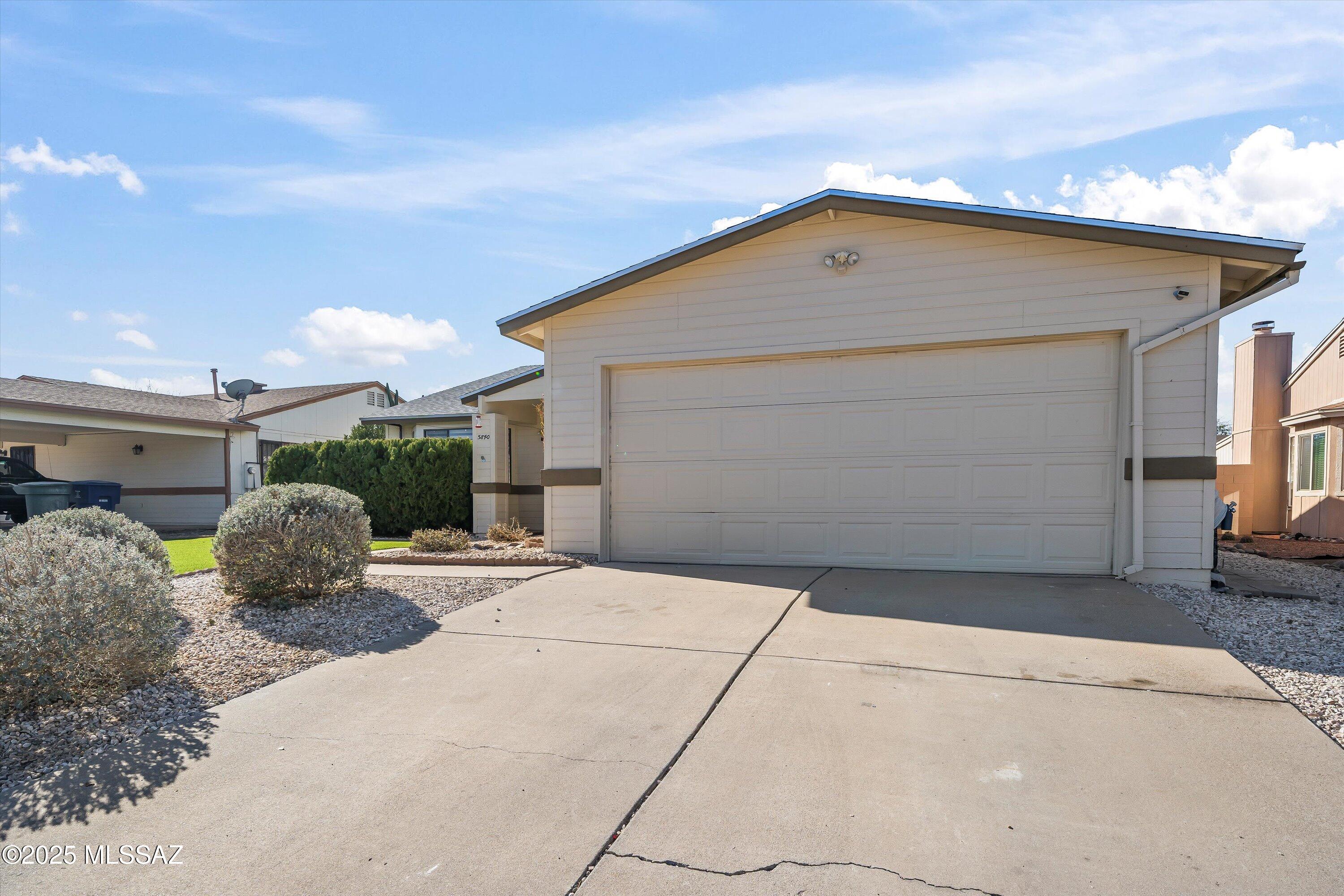 Oak Tree At Midvale (621-740) - Residential