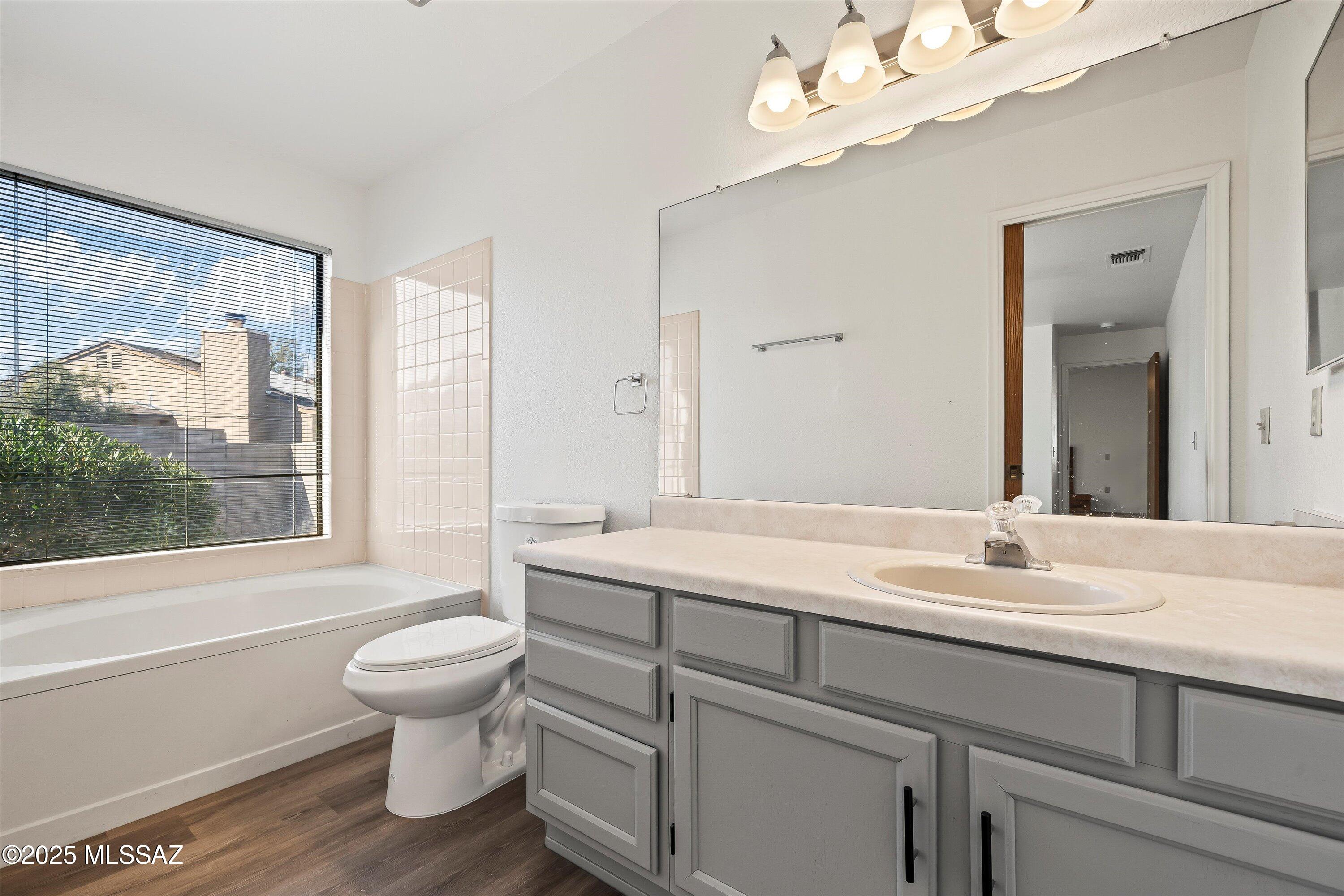 Oak Tree At Midvale (621-740) - Residential