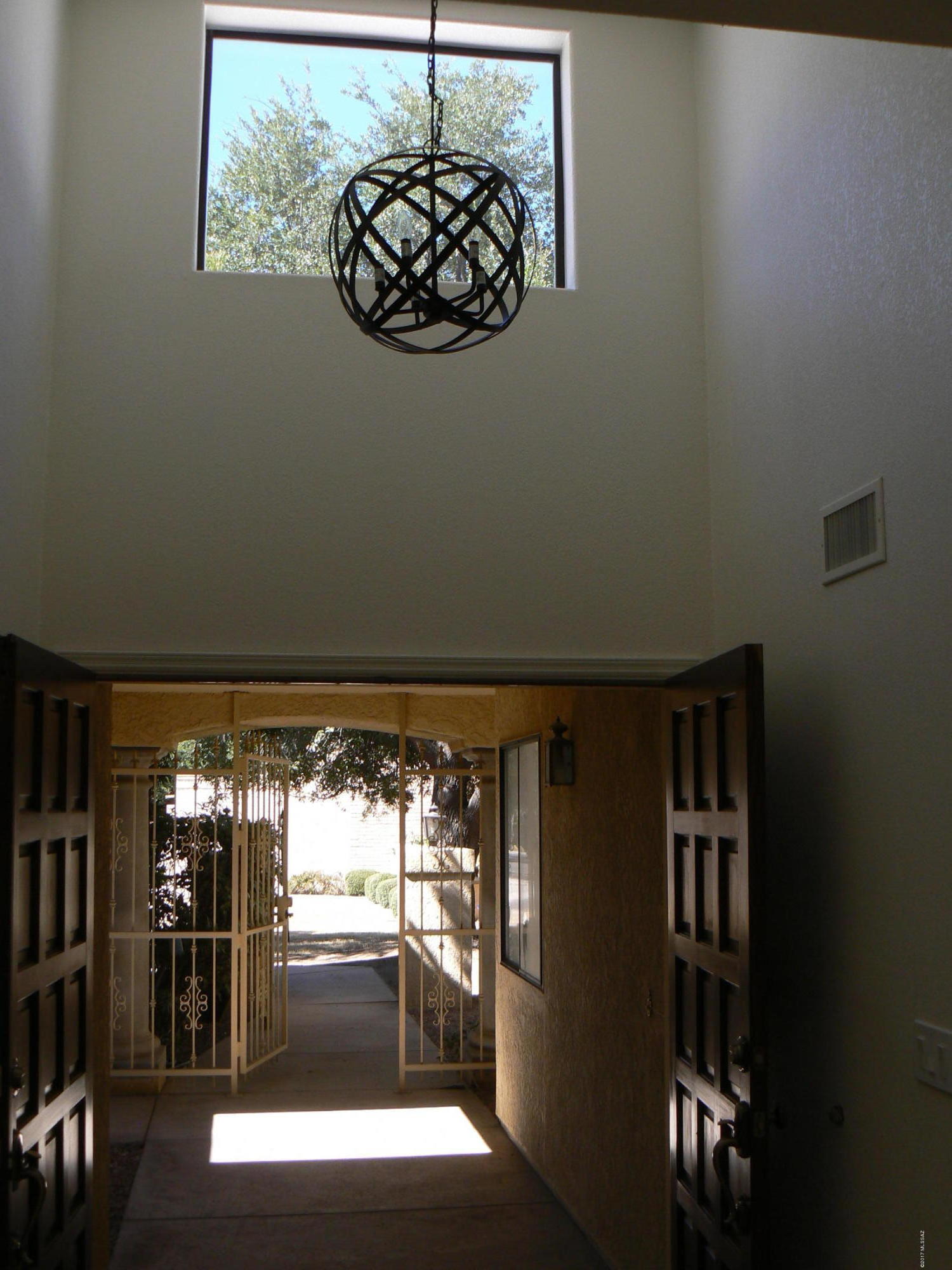Riverbend - Sabino Canyon Road  (1-97) - Residential