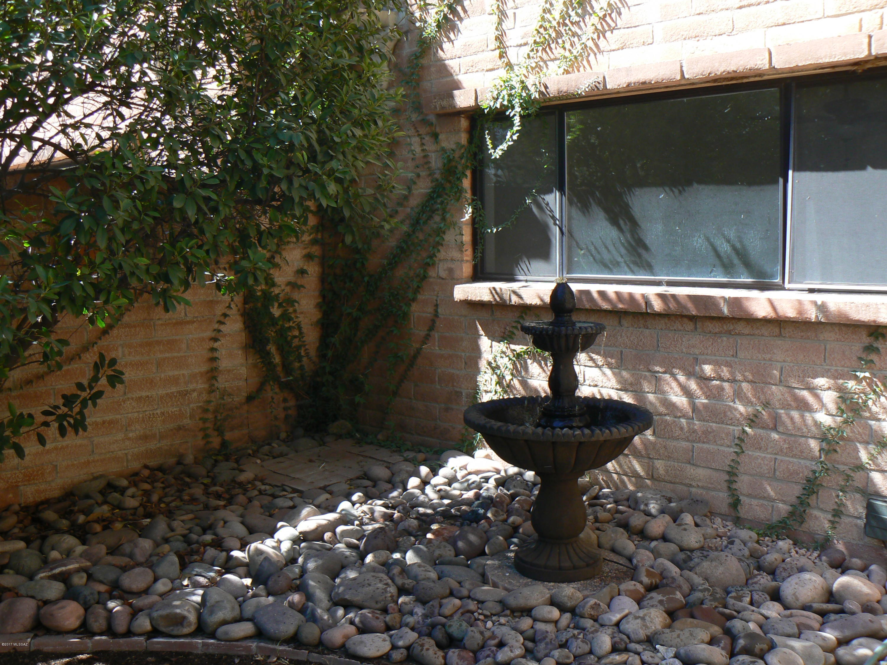 Riverbend - Sabino Canyon Road  (1-97) - Residential